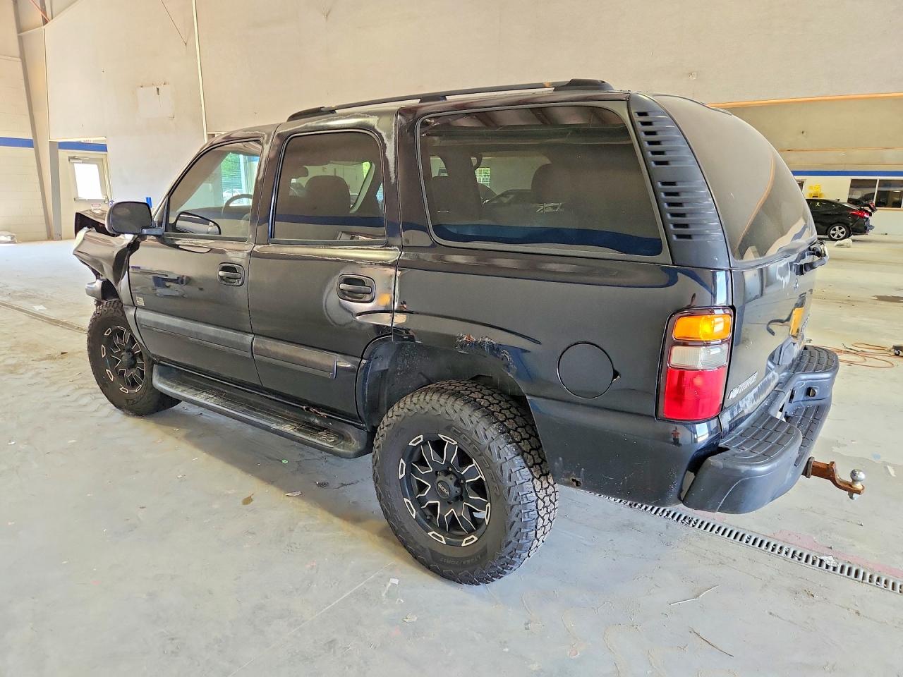 2004 Chevrolet Tahoe K1500 Black vin: 1GNEK13V44J108903