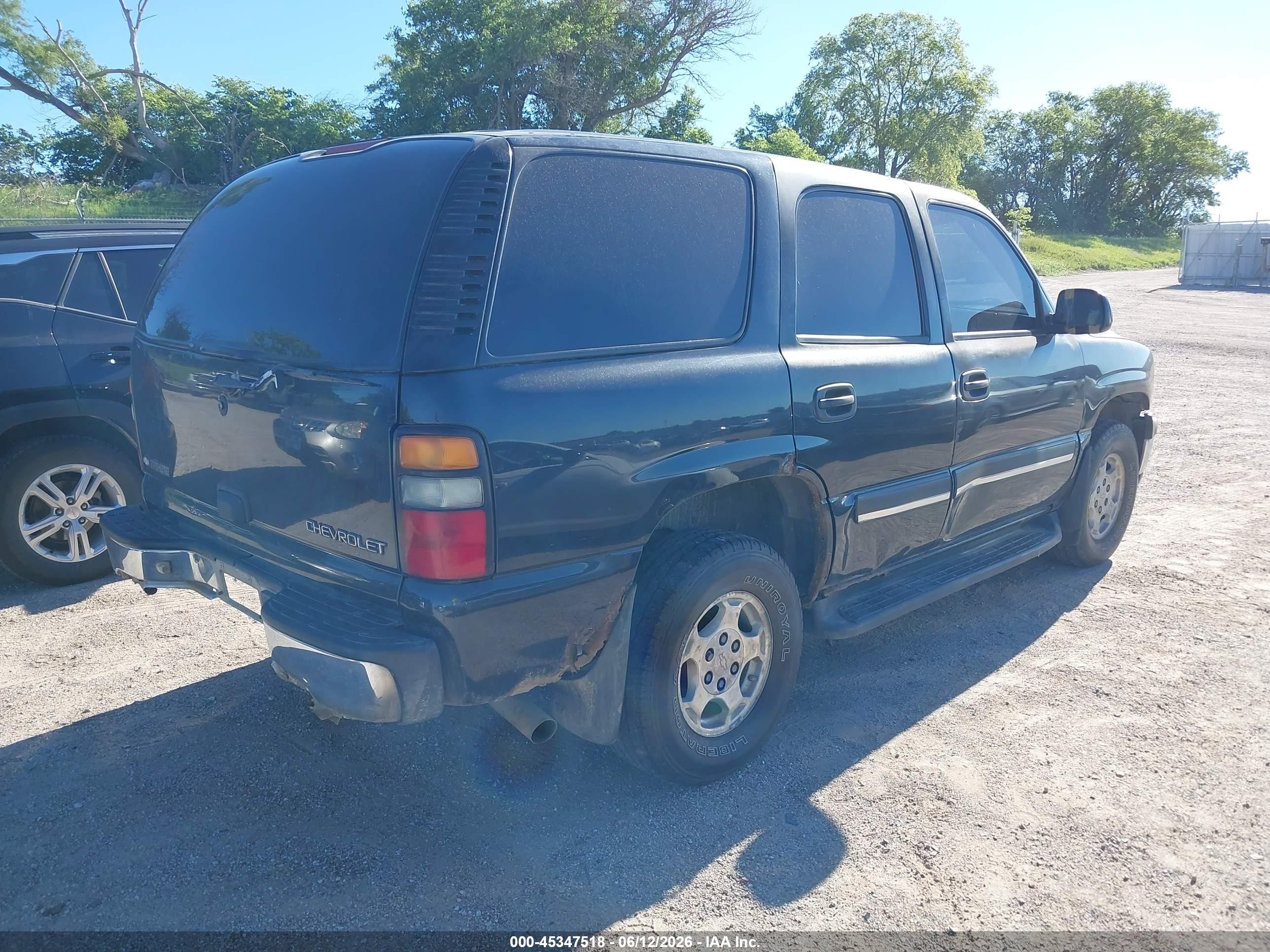 2004 Chevrolet Tahoe Ls Black vin: 1GNEK13V44J193693