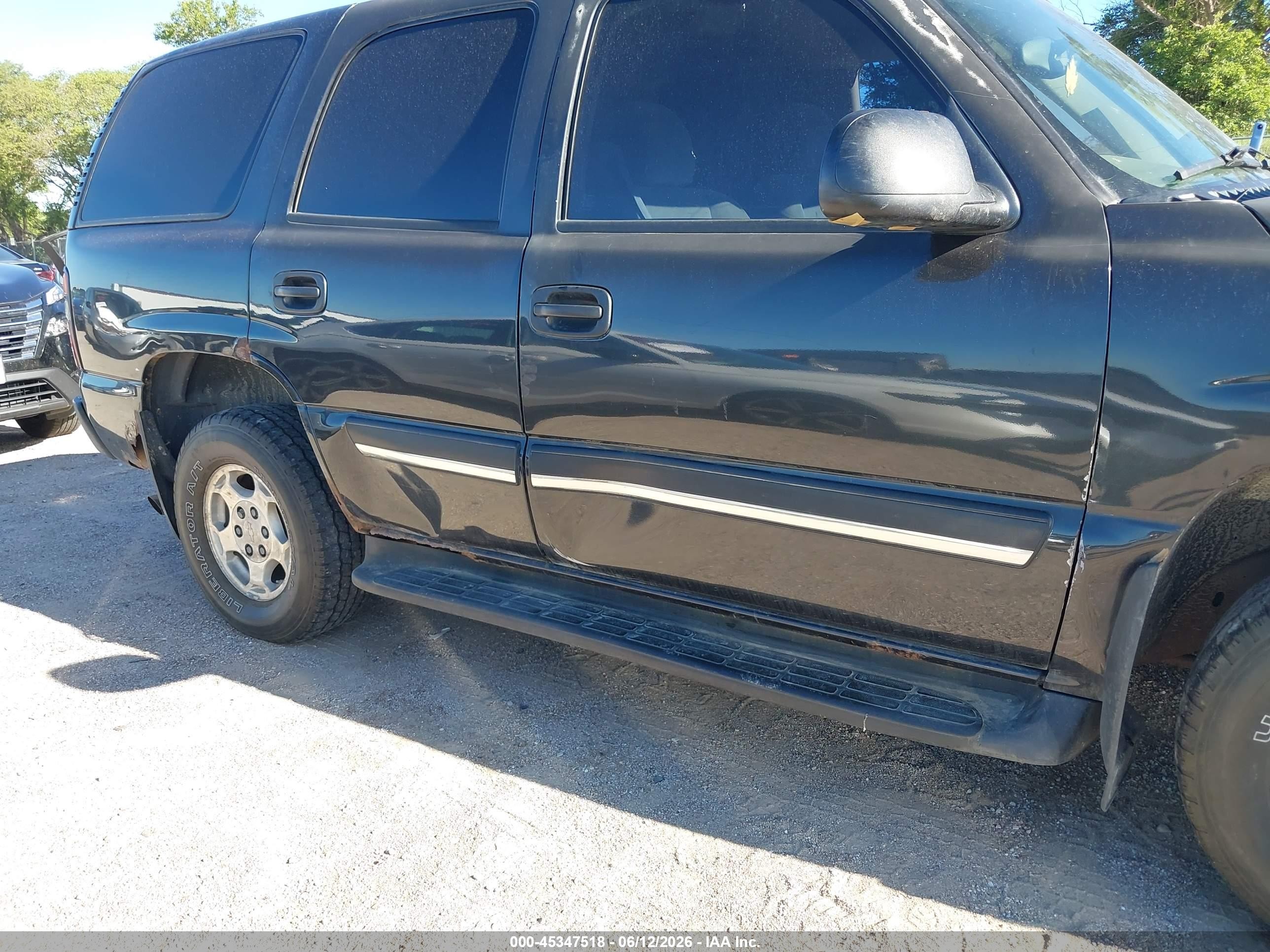 2004 Chevrolet Tahoe Ls Black vin: 1GNEK13V44J193693