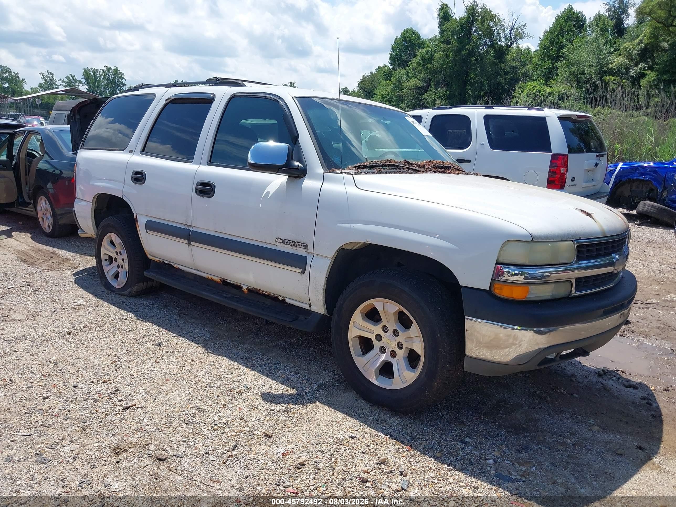 2002 Chevrolet Tahoe Ls White vin: 1GNEK13V52J299700
