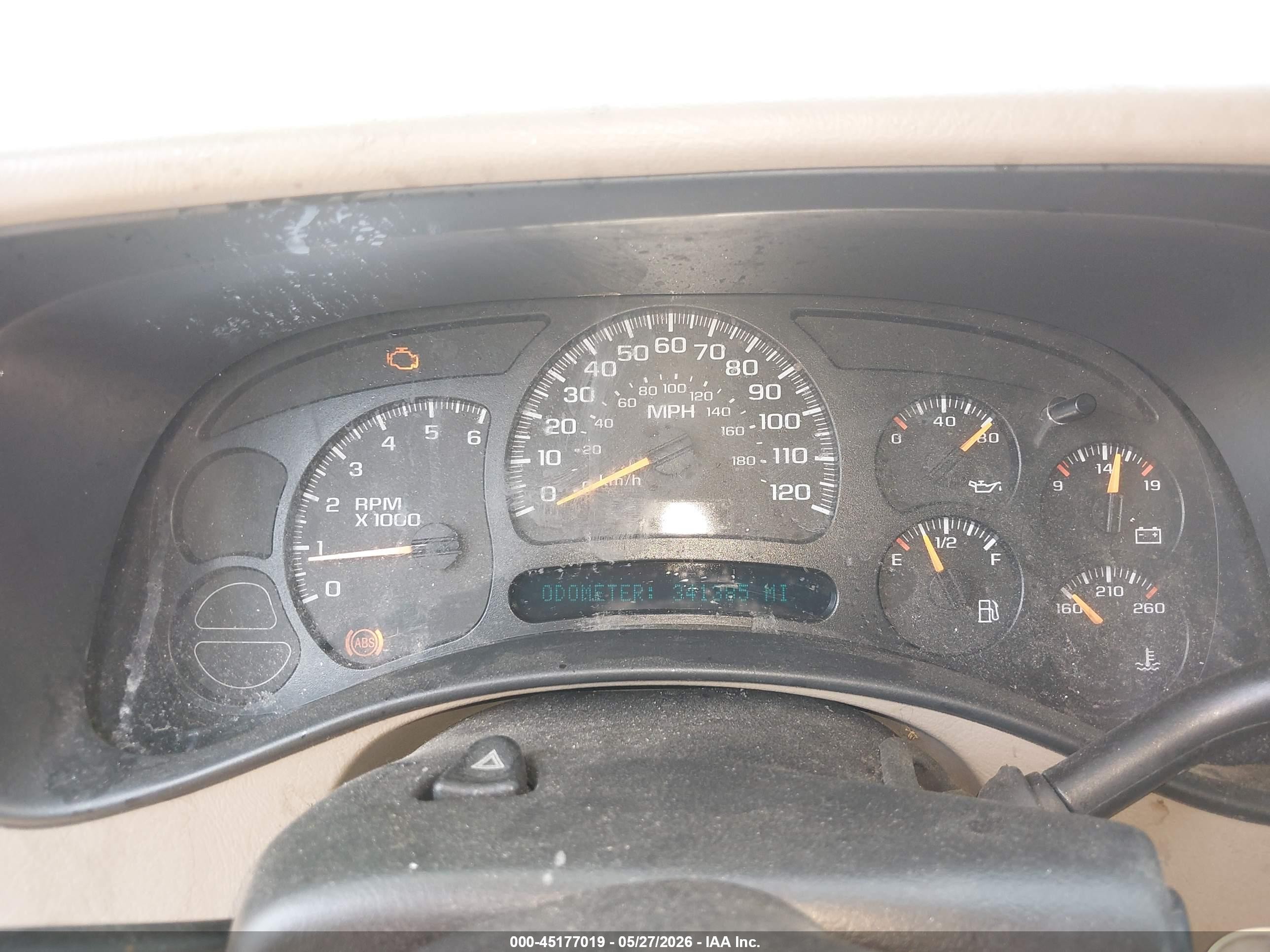 2005 Chevrolet Tahoe Ls Cream vin: 1GNEK13V55R170099