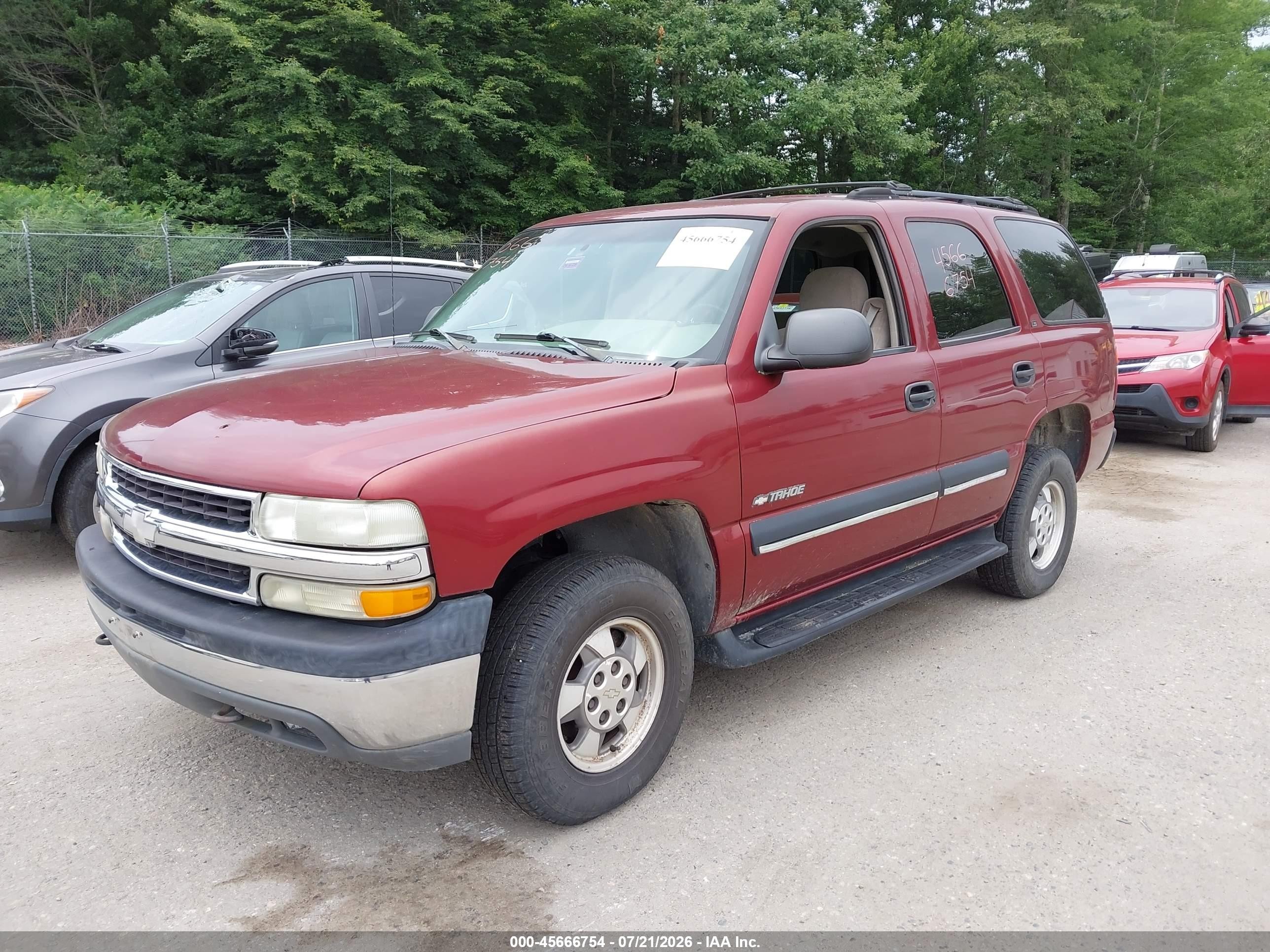 2002 Chevrolet Tahoe Ls Красный vin: 1GNEK13V82J246330