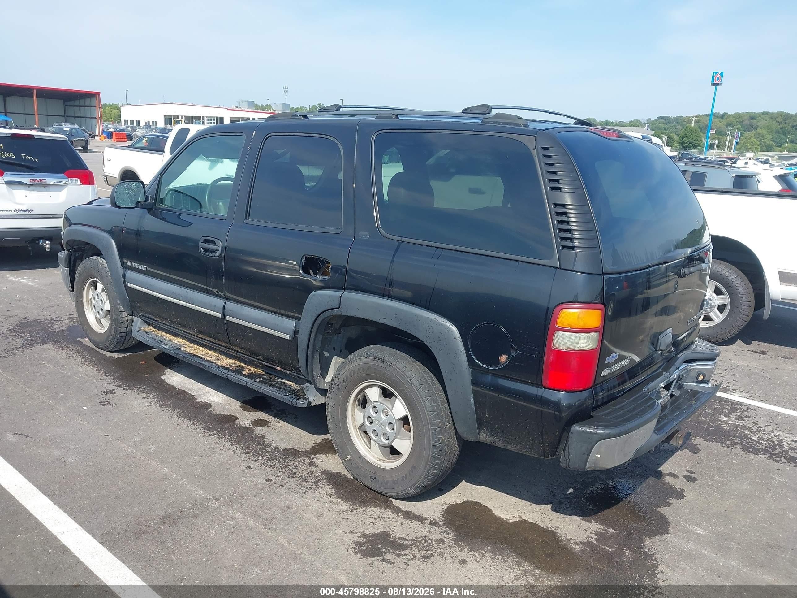 2002 Chevrolet Tahoe Ls Black vin: 1GNEK13Z02R315807