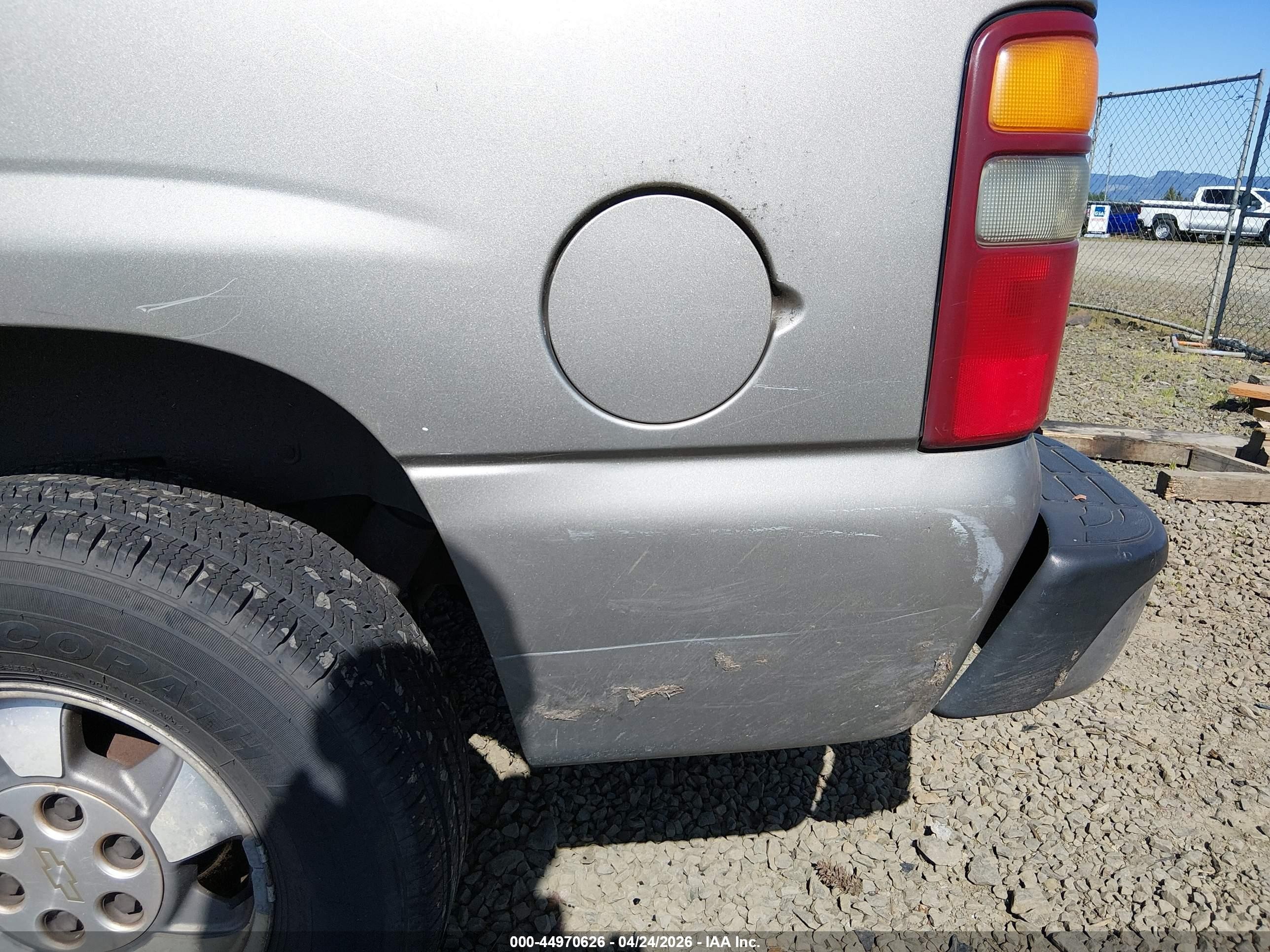 2003 Chevrolet Tahoe Lt Коричневый vin: 1GNEK13Z03J260663