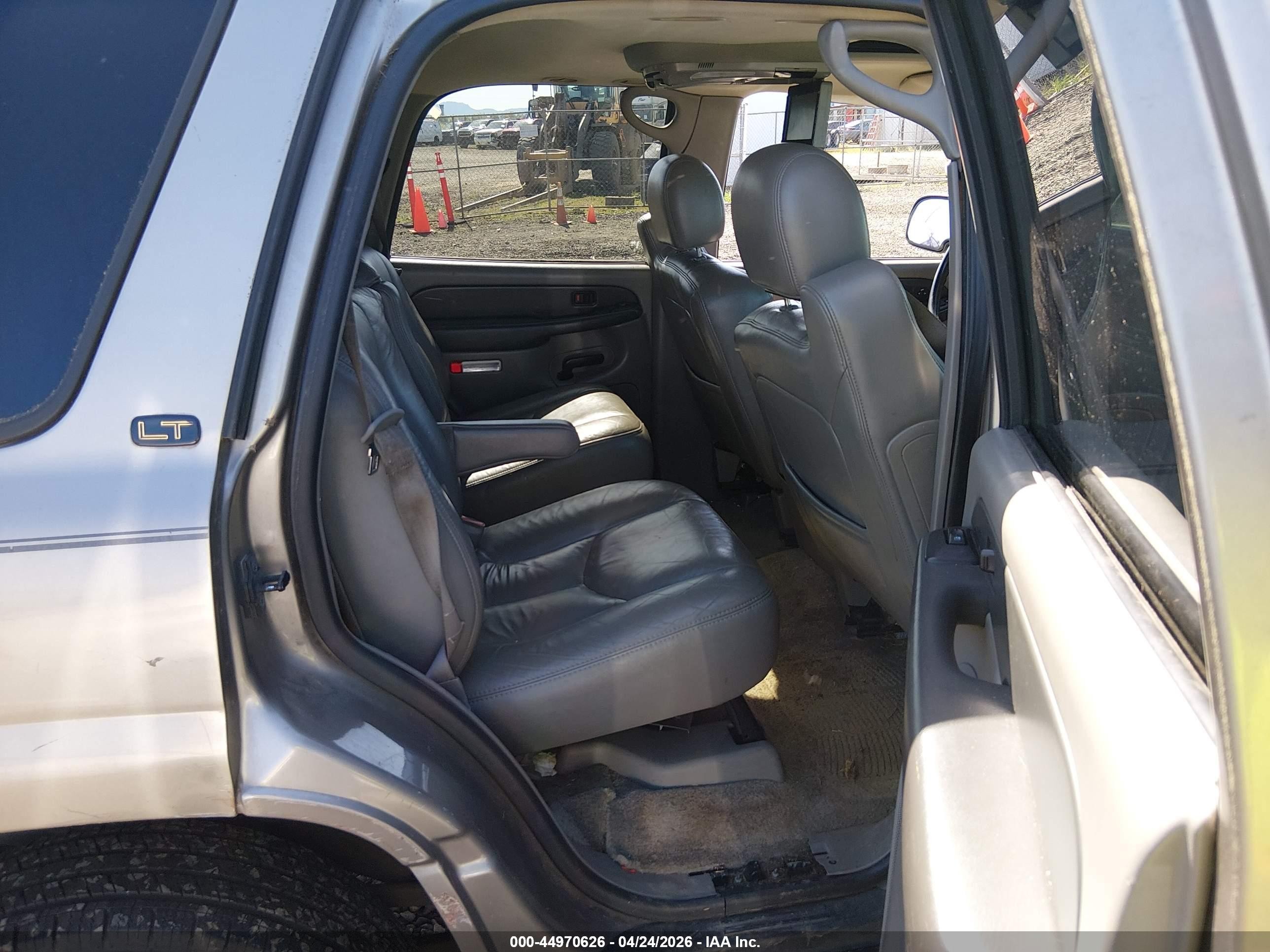 2003 Chevrolet Tahoe Lt Коричневый vin: 1GNEK13Z03J260663
