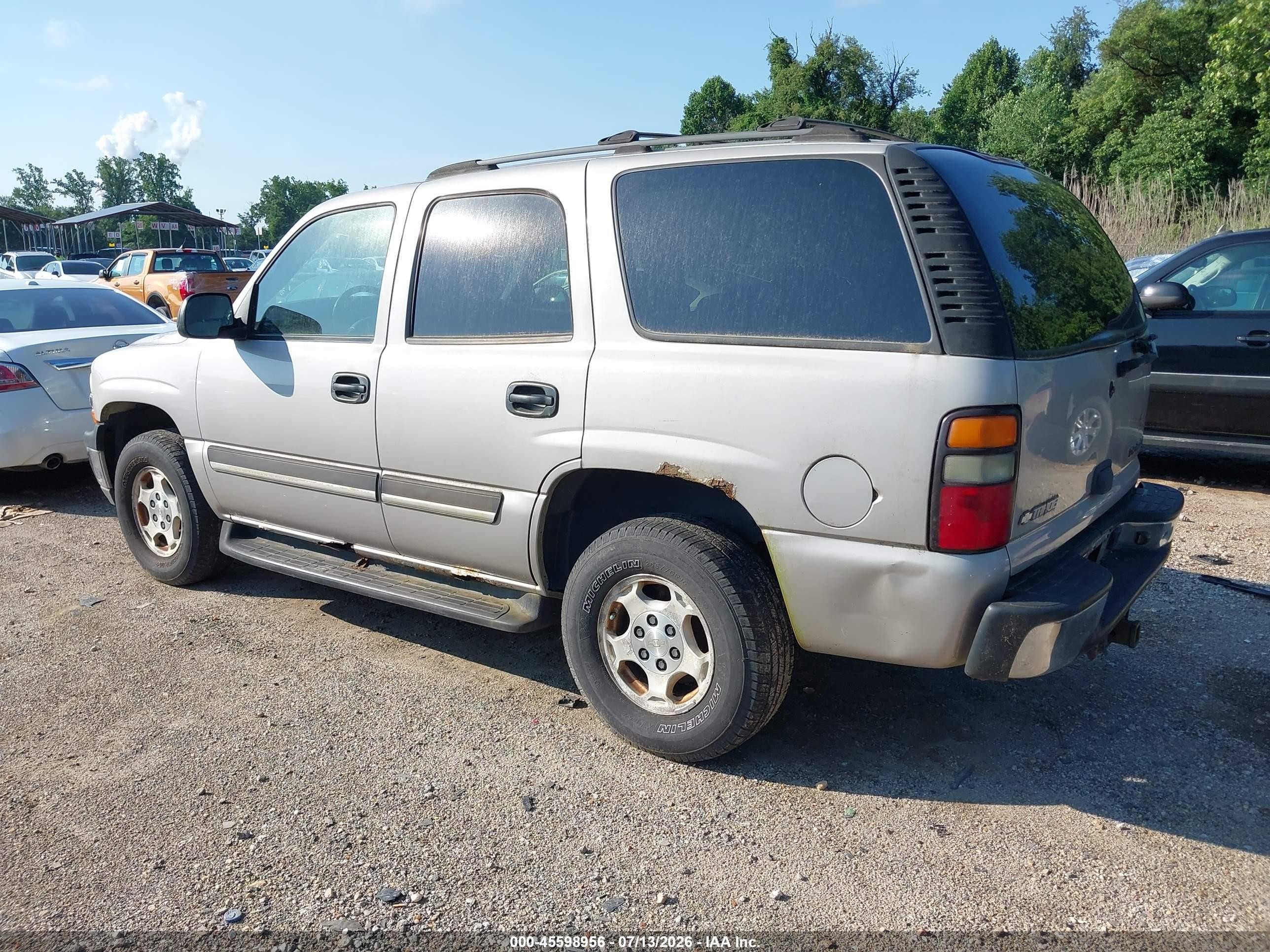 2004 Chevrolet Tahoe Ls Серебряный vin: 1GNEK13Z04J243427