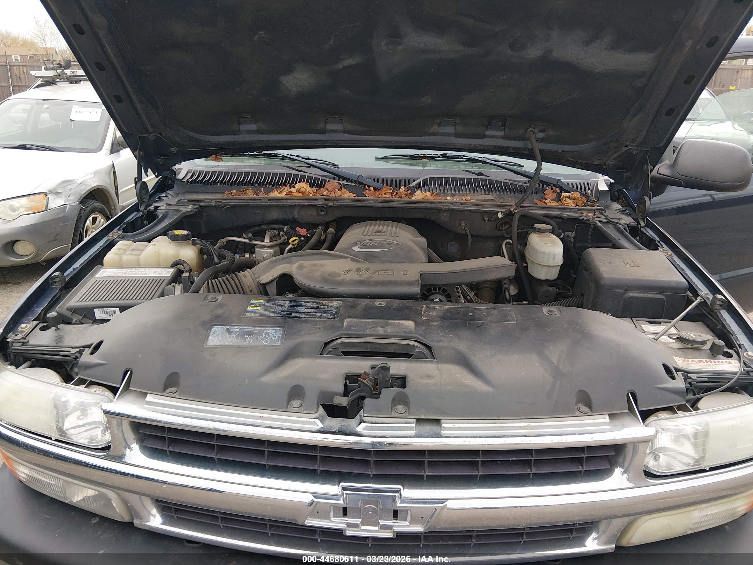 2004 Chevrolet Tahoe Ls Navy vin: 1GNEK13Z04J279733