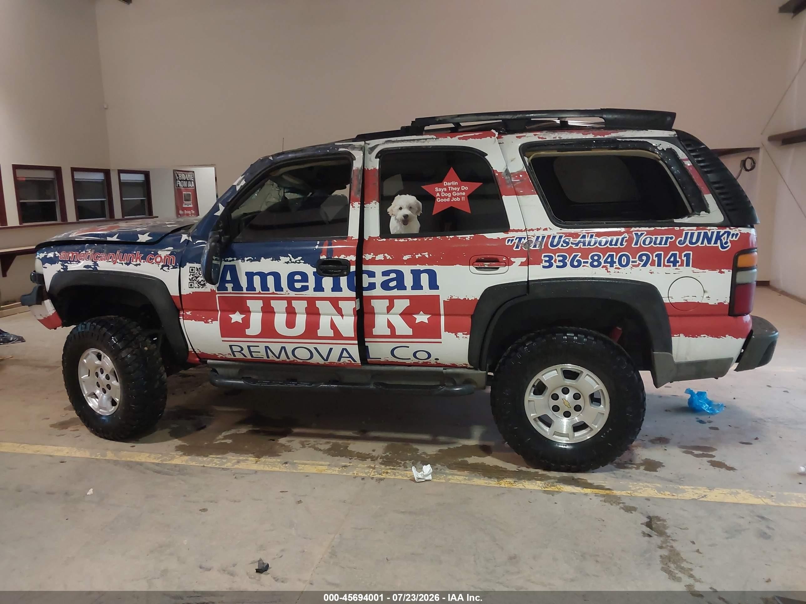 2004 Chevrolet Tahoe Z71 Белый vin: 1GNEK13Z04R230579