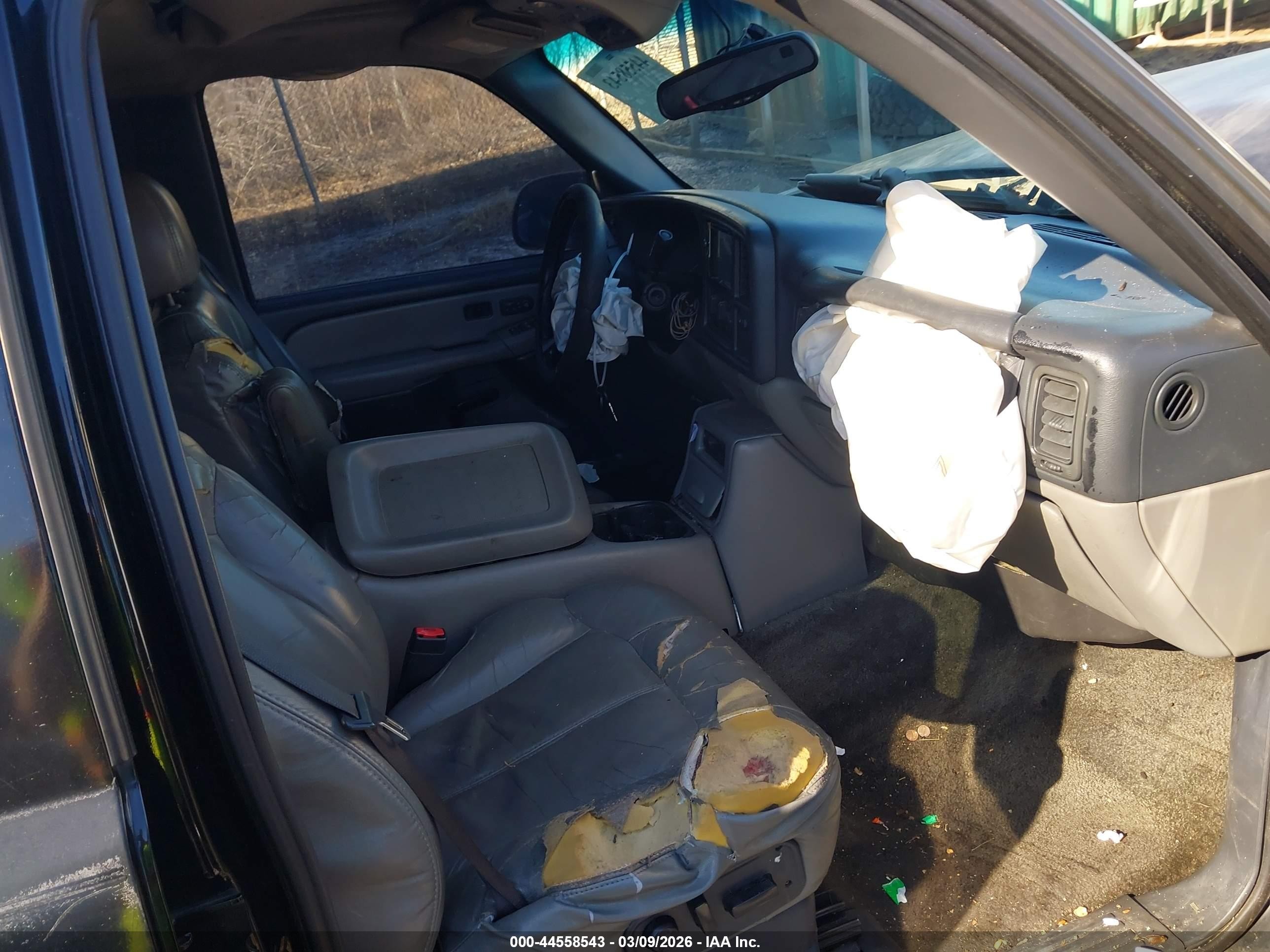 2002 Chevrolet Tahoe Lt Black vin: 1GNEK13Z12J274490