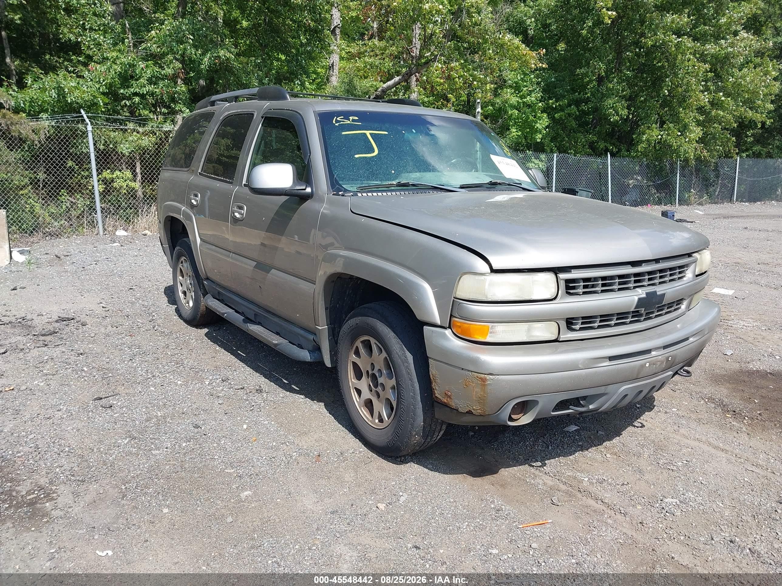2002 Chevrolet Tahoe Z71 Gold vin: 1GNEK13Z12R208796