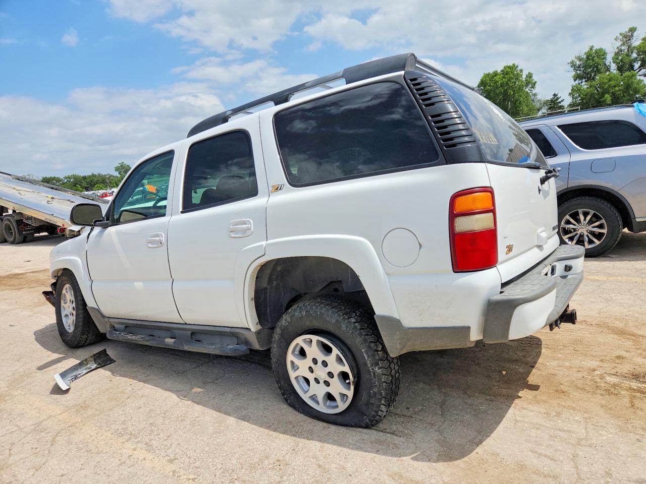 2003 Chevrolet Tahoe K1500 White vin: 1GNEK13Z13R284262