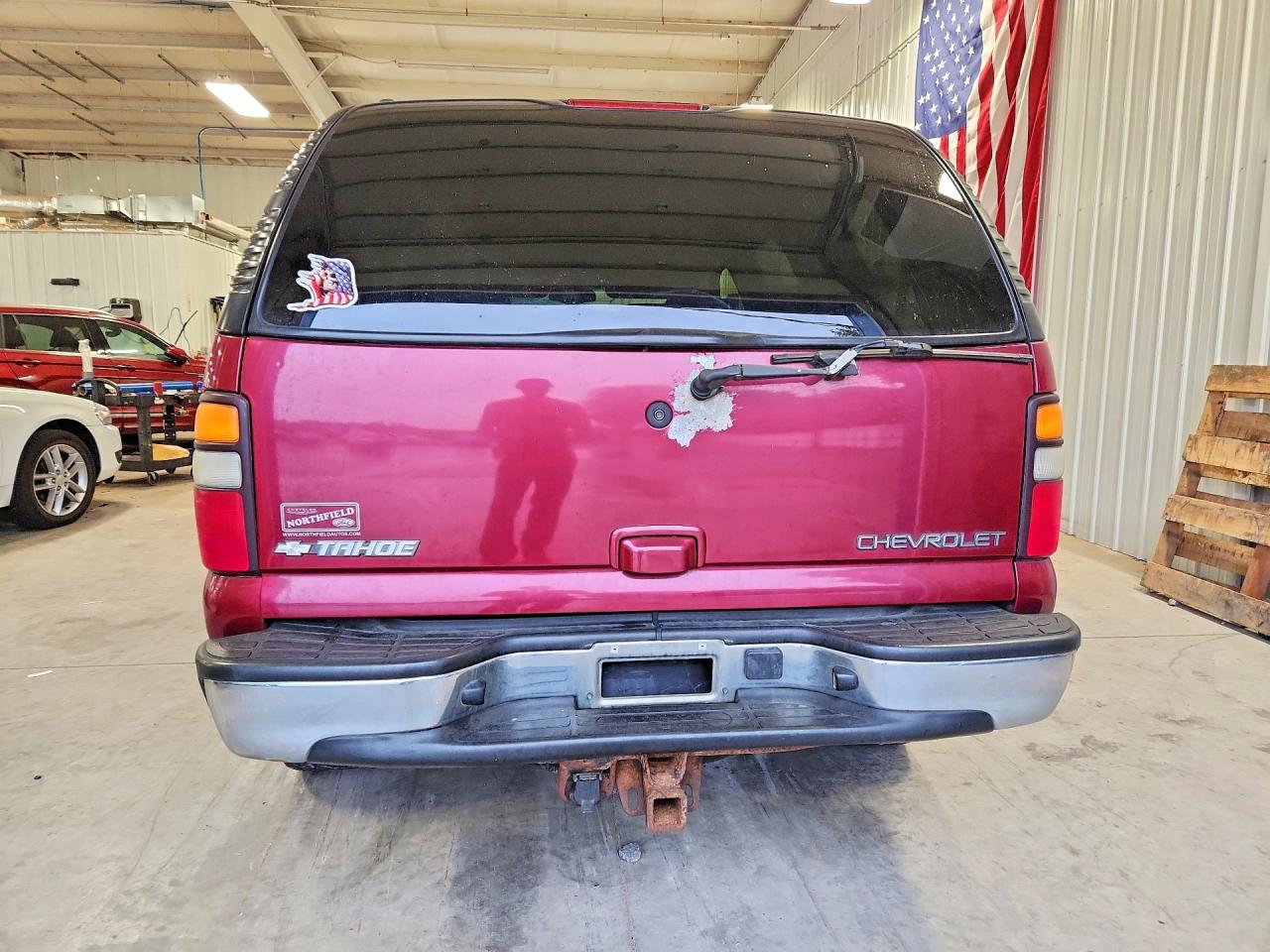 2004 Chevrolet Tahoe K1500 Темно-бордовый vin: 1GNEK13Z14R110791