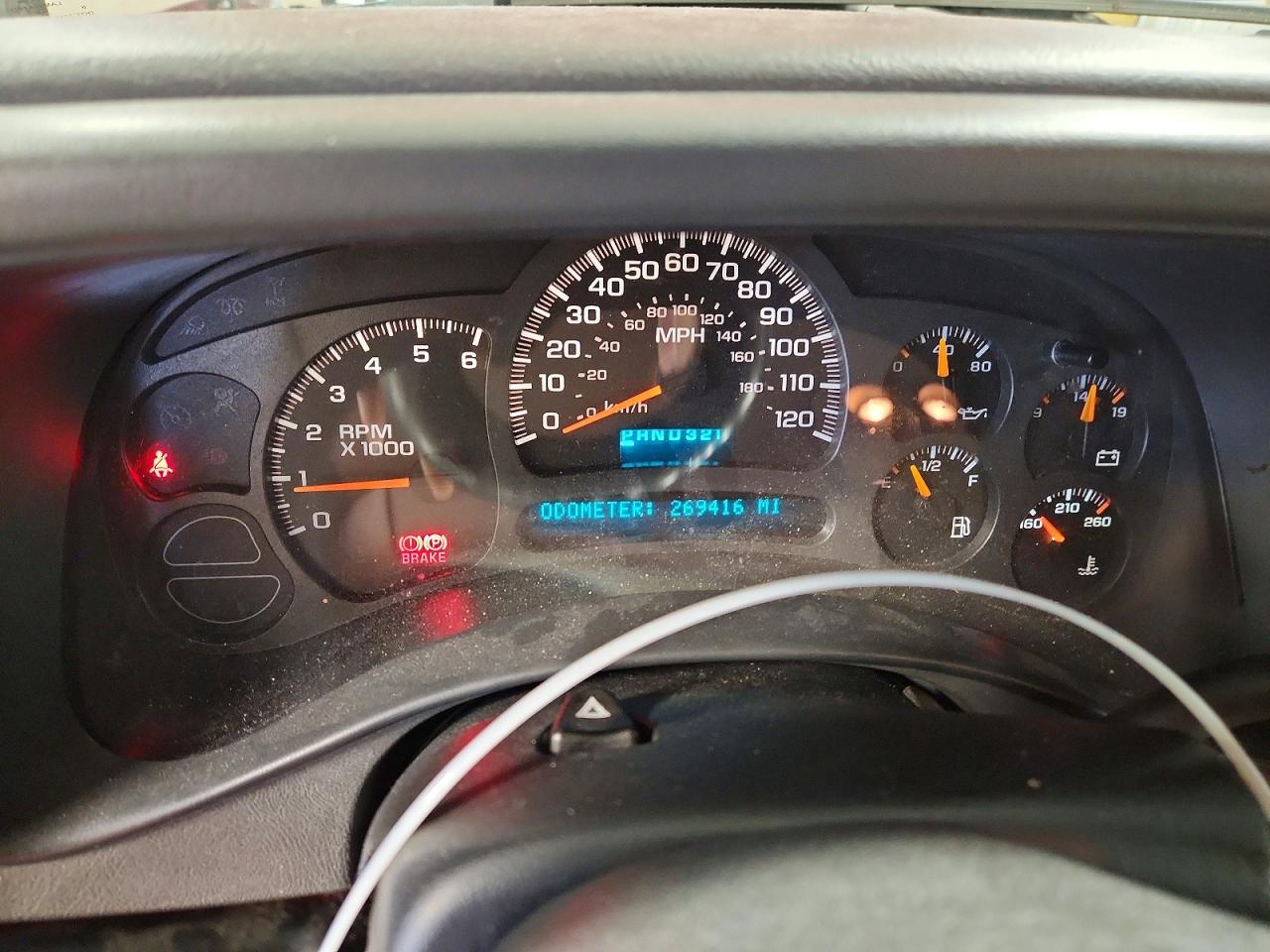 2004 Chevrolet Tahoe K1500 Темно-бордовый vin: 1GNEK13Z14R110791
