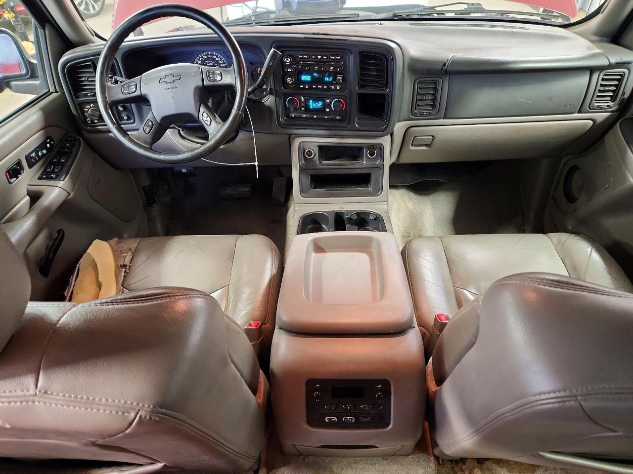 2004 Chevrolet Tahoe K1500 Темно-бордовый vin: 1GNEK13Z14R110791