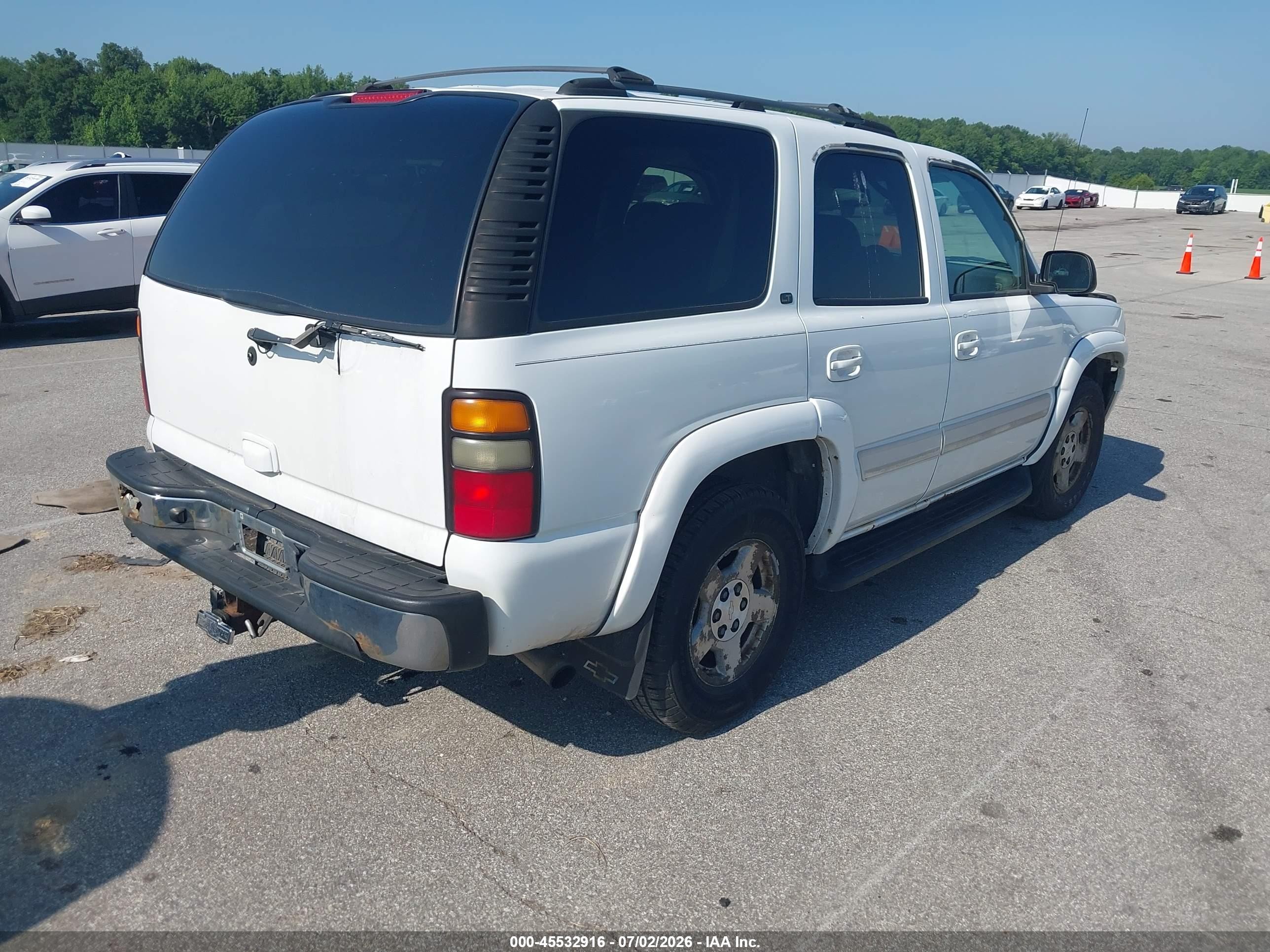 2004 Chevrolet Tahoe Lt Белый vin: 1GNEK13Z24J193467