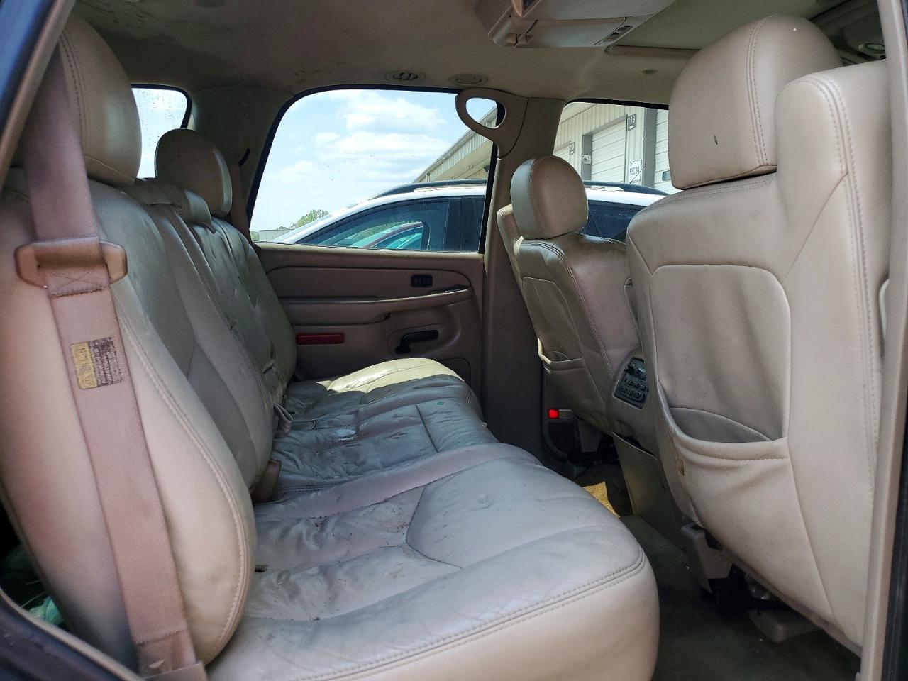 2004 Chevrolet Tahoe K1500 Черный vin: 1GNEK13Z24J239718
