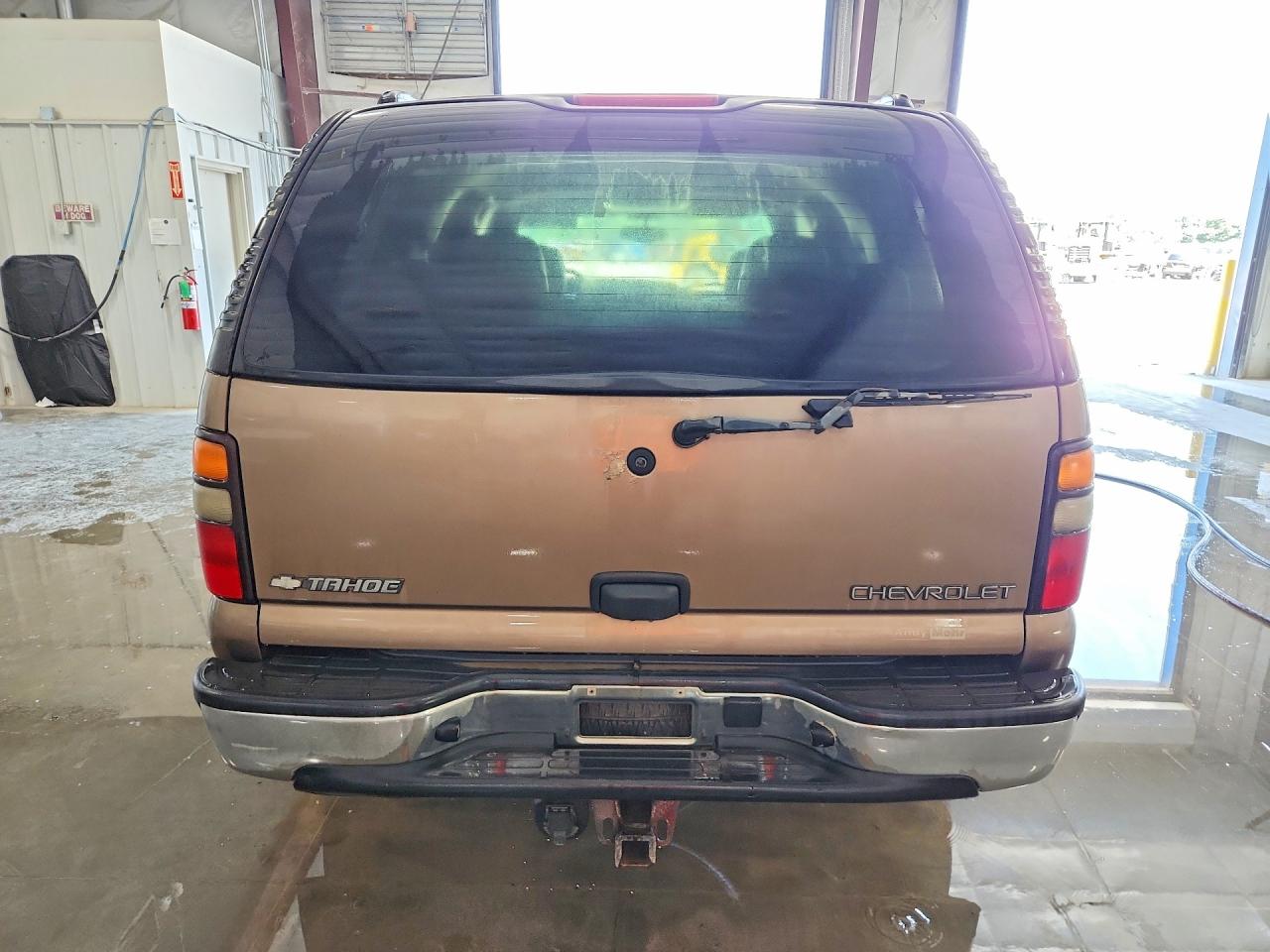 2004 Chevrolet Tahoe K1500 Tan vin: 1GNEK13Z24R200130