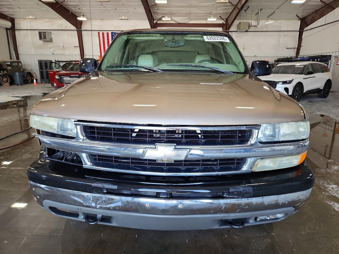 2004 Chevrolet Tahoe K1500 Tan vin: 1GNEK13Z24R200130