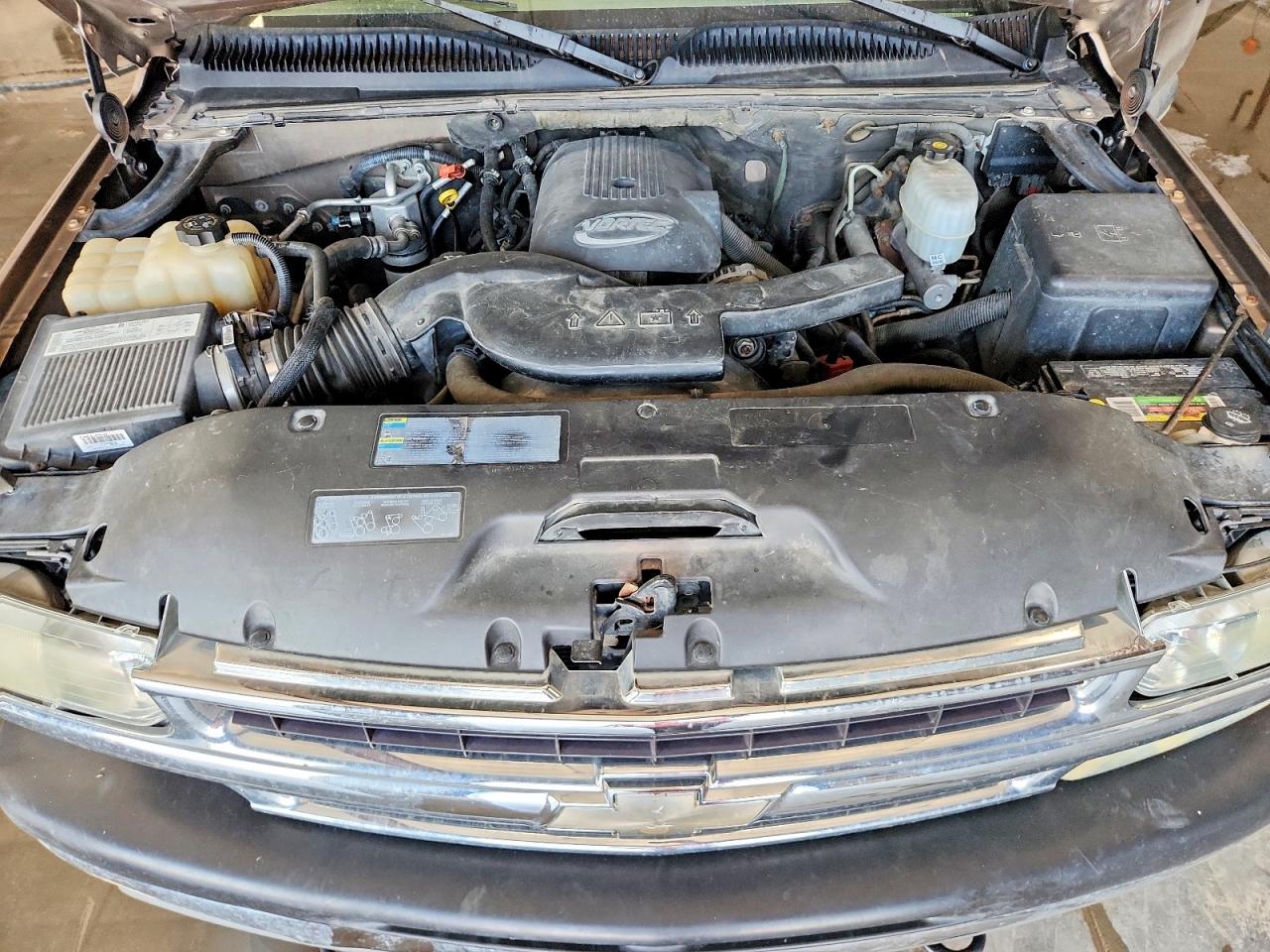 2004 Chevrolet Tahoe K1500 Tan vin: 1GNEK13Z24R200130