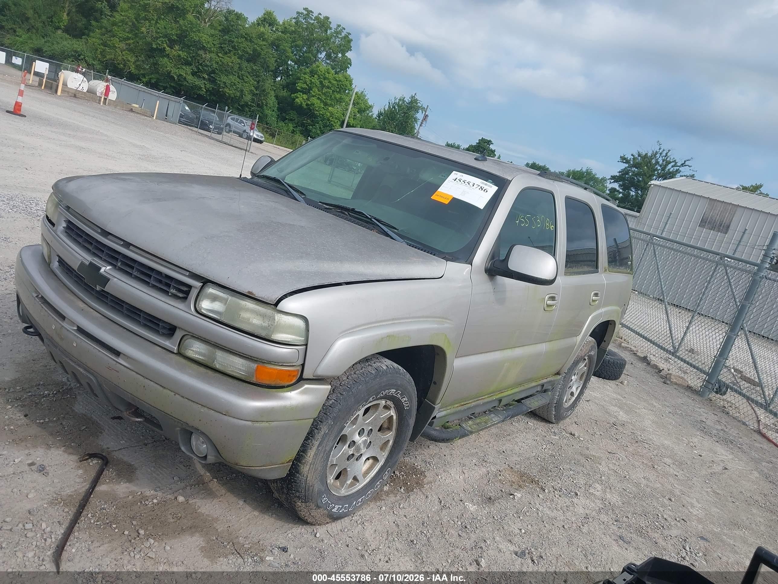 2004 Chevrolet Tahoe Z71 Tan vin: 1GNEK13Z24R207028