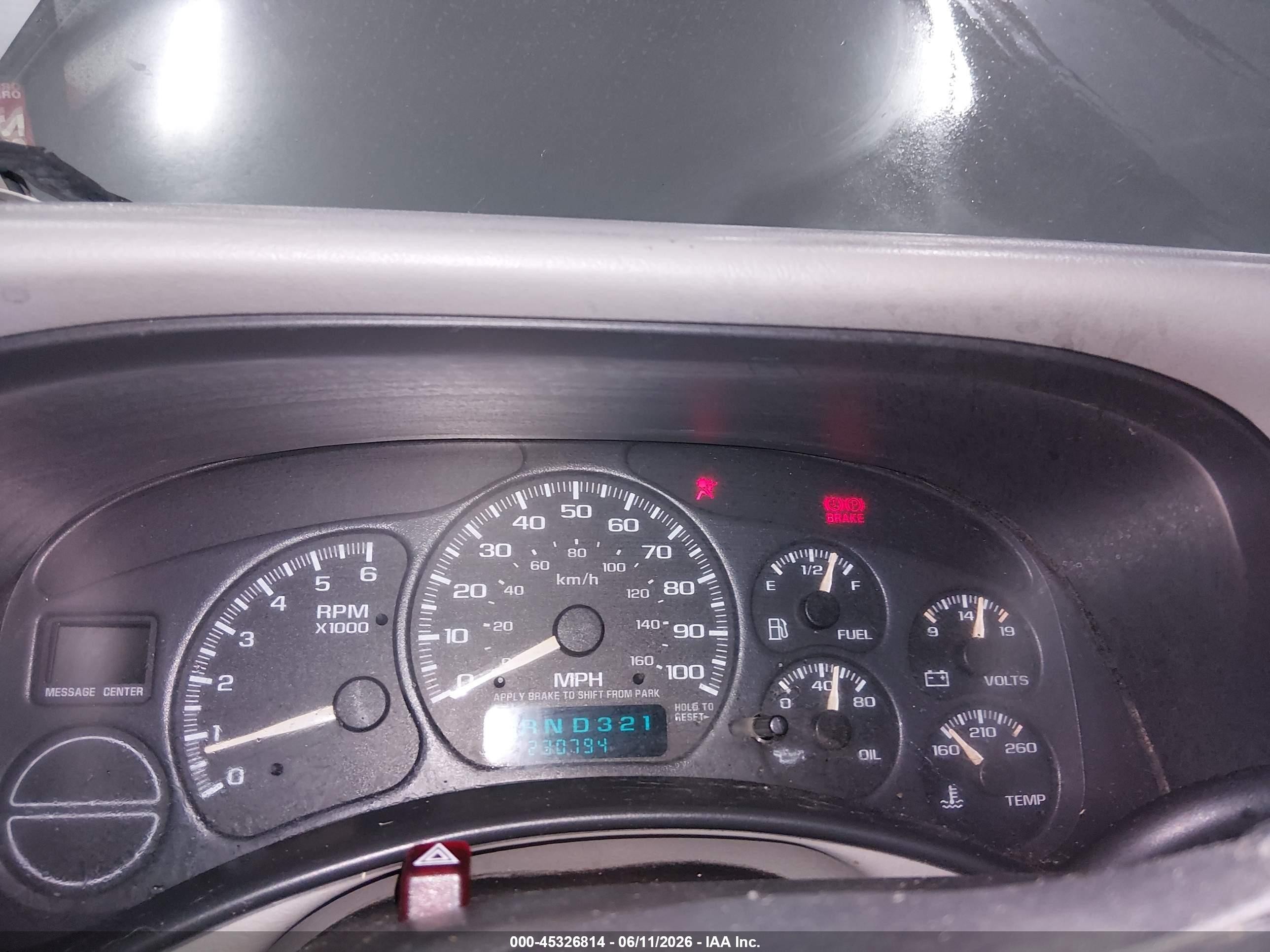 2002 Chevrolet Tahoe Lt Бордовый vin: 1GNEK13Z32R227222