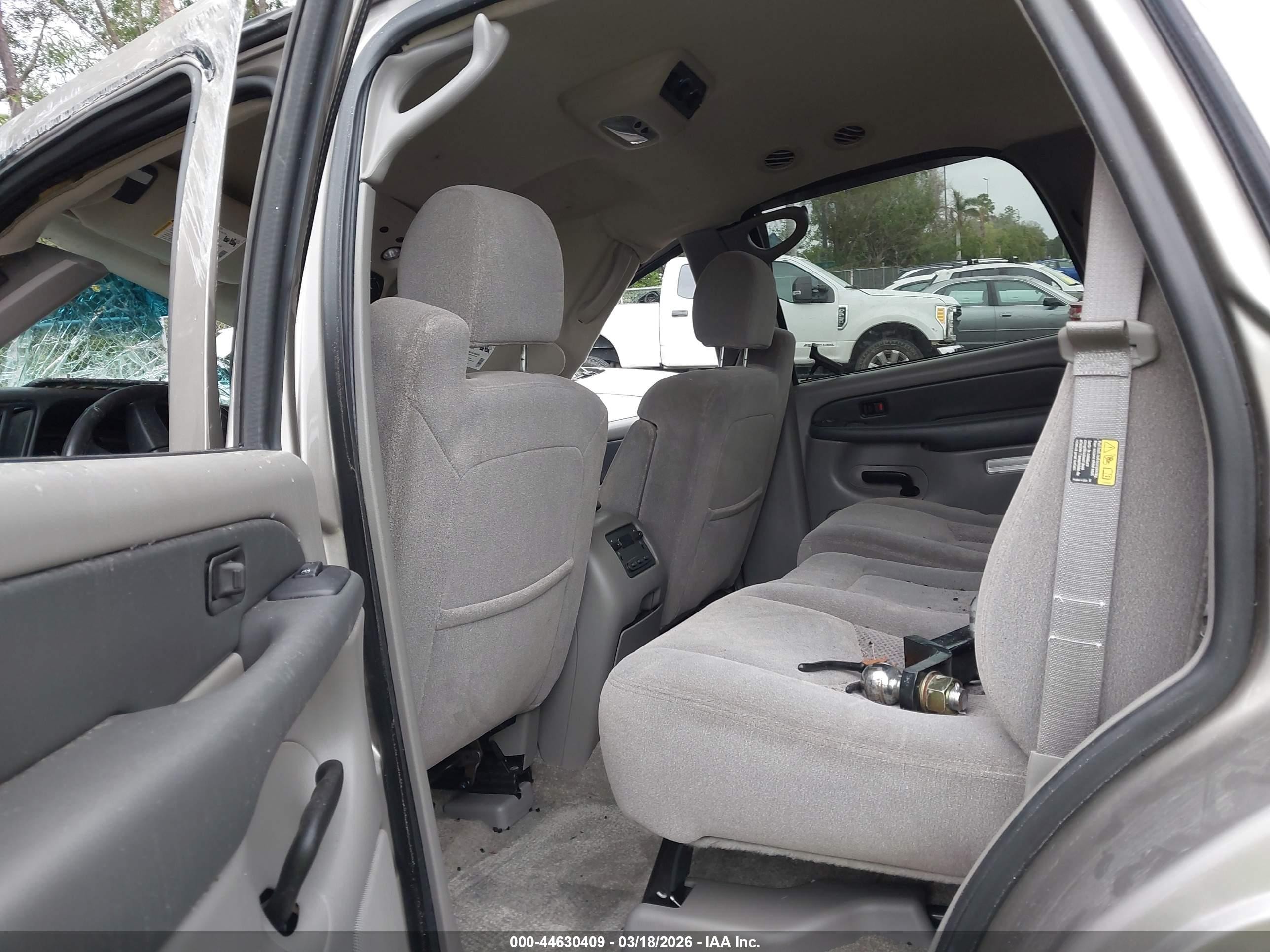 2003 Chevrolet Tahoe Ls Tan vin: 1GNEK13Z33J145765