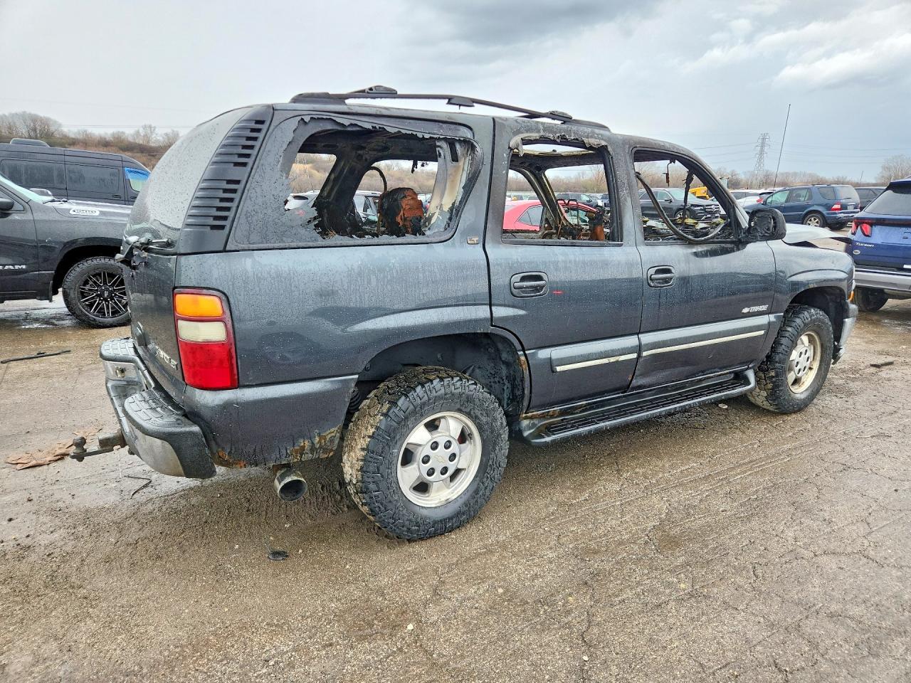 2003 Chevrolet Tahoe K1500 Charcoal vin: 1GNEK13Z33J186154