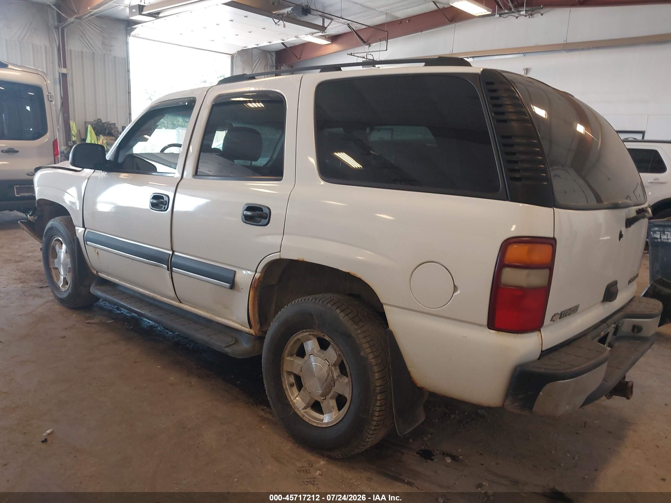 2003 Chevrolet Tahoe Ls White vin: 1GNEK13Z33R108863