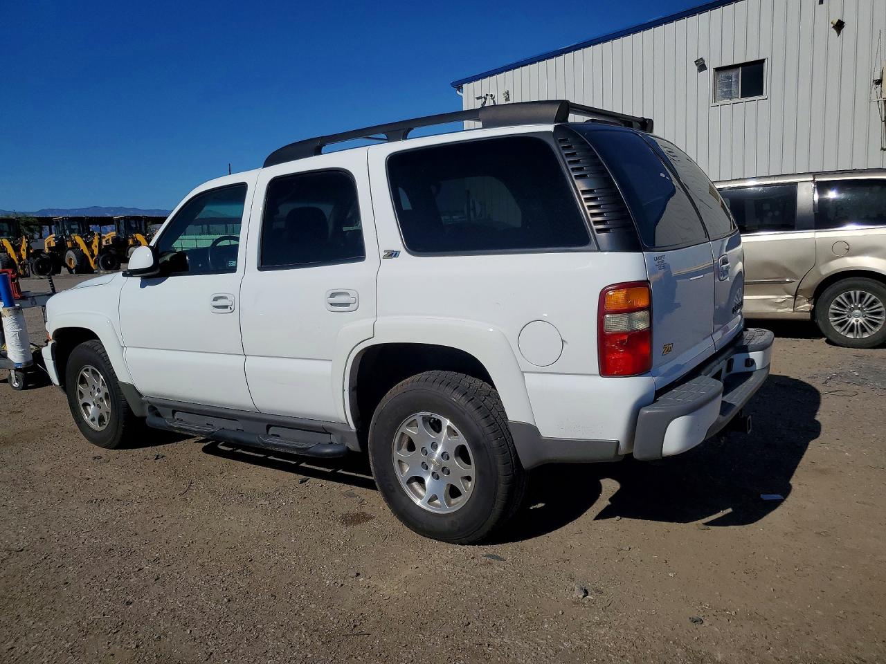 2003 Chevrolet Tahoe K1500 White vin: 1GNEK13Z33R134377
