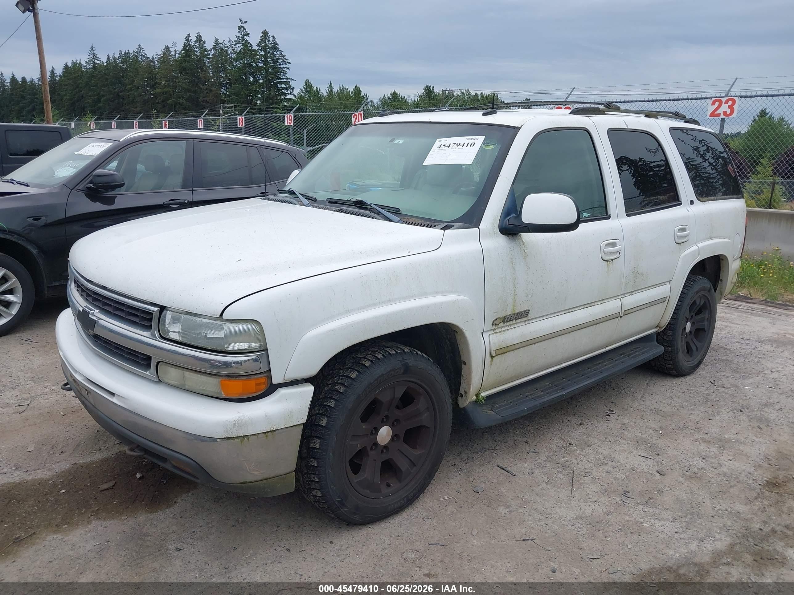2003 Chevrolet Tahoe Lt White vin: 1GNEK13Z33R188598