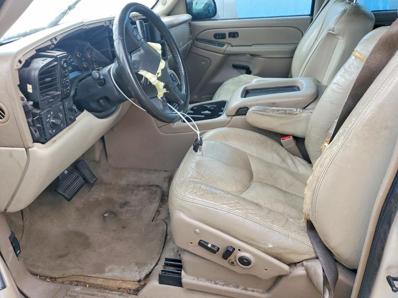 2004 Chevrolet Tahoe K1500 White vin: 1GNEK13Z34R125468