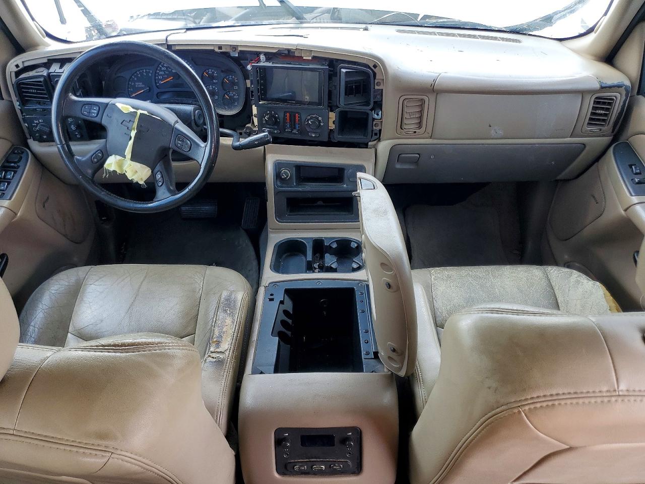 2004 Chevrolet Tahoe K1500 White vin: 1GNEK13Z34R125468