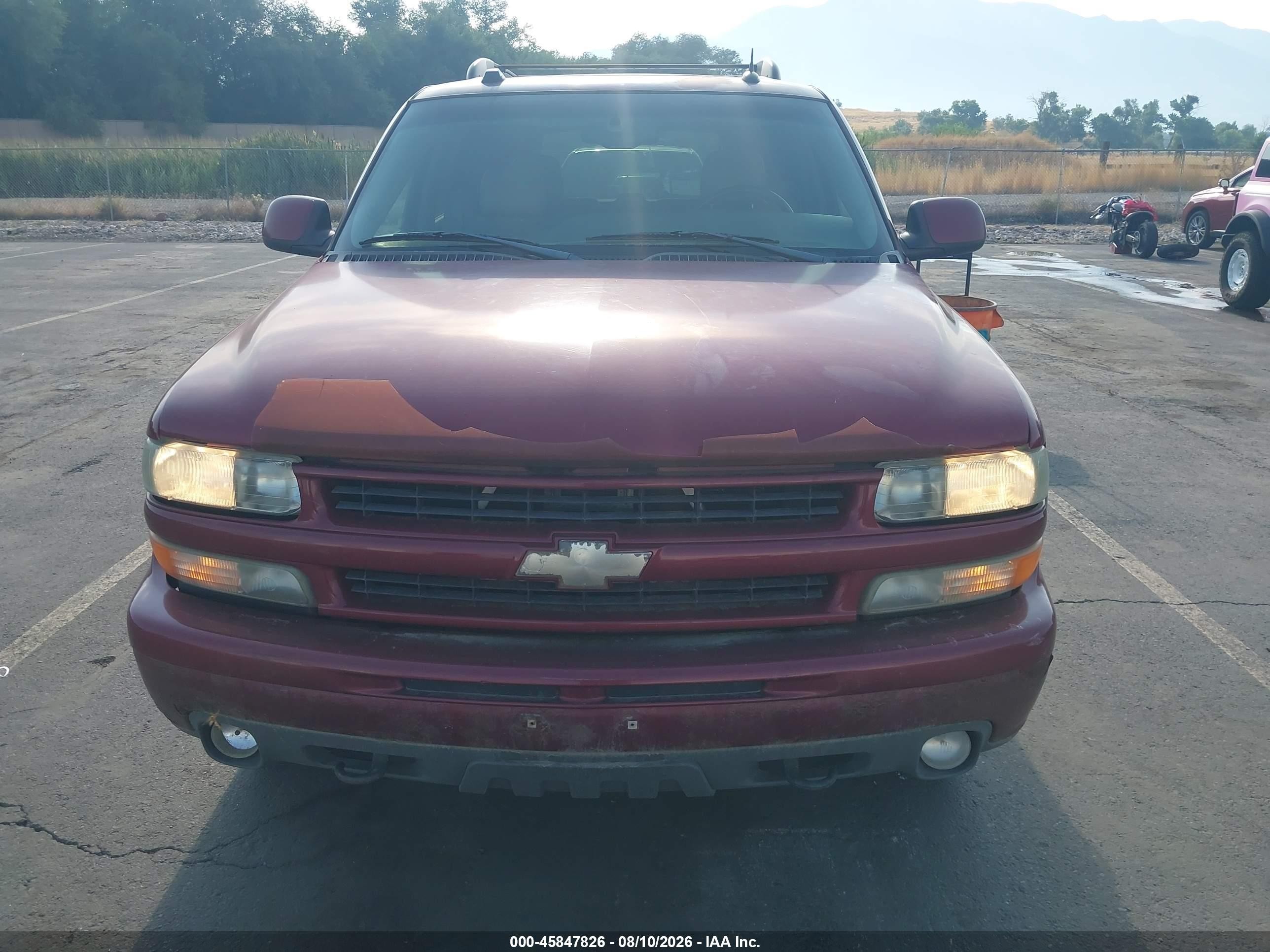 2004 Chevrolet Tahoe Z71 Burgundy vin: 1GNEK13Z34R278870