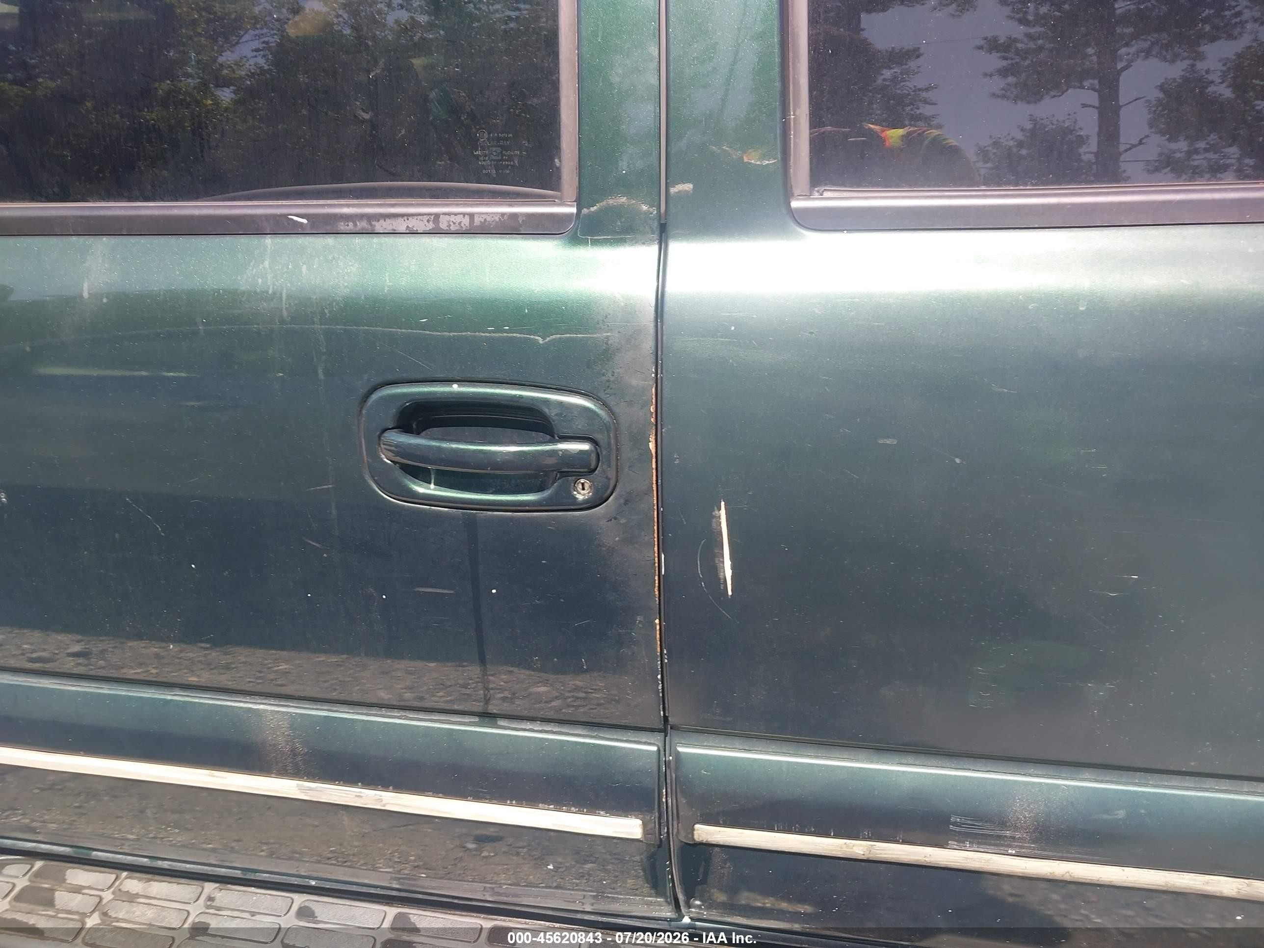 2002 Chevrolet Tahoe Lt Green vin: 1GNEK13Z42J277951