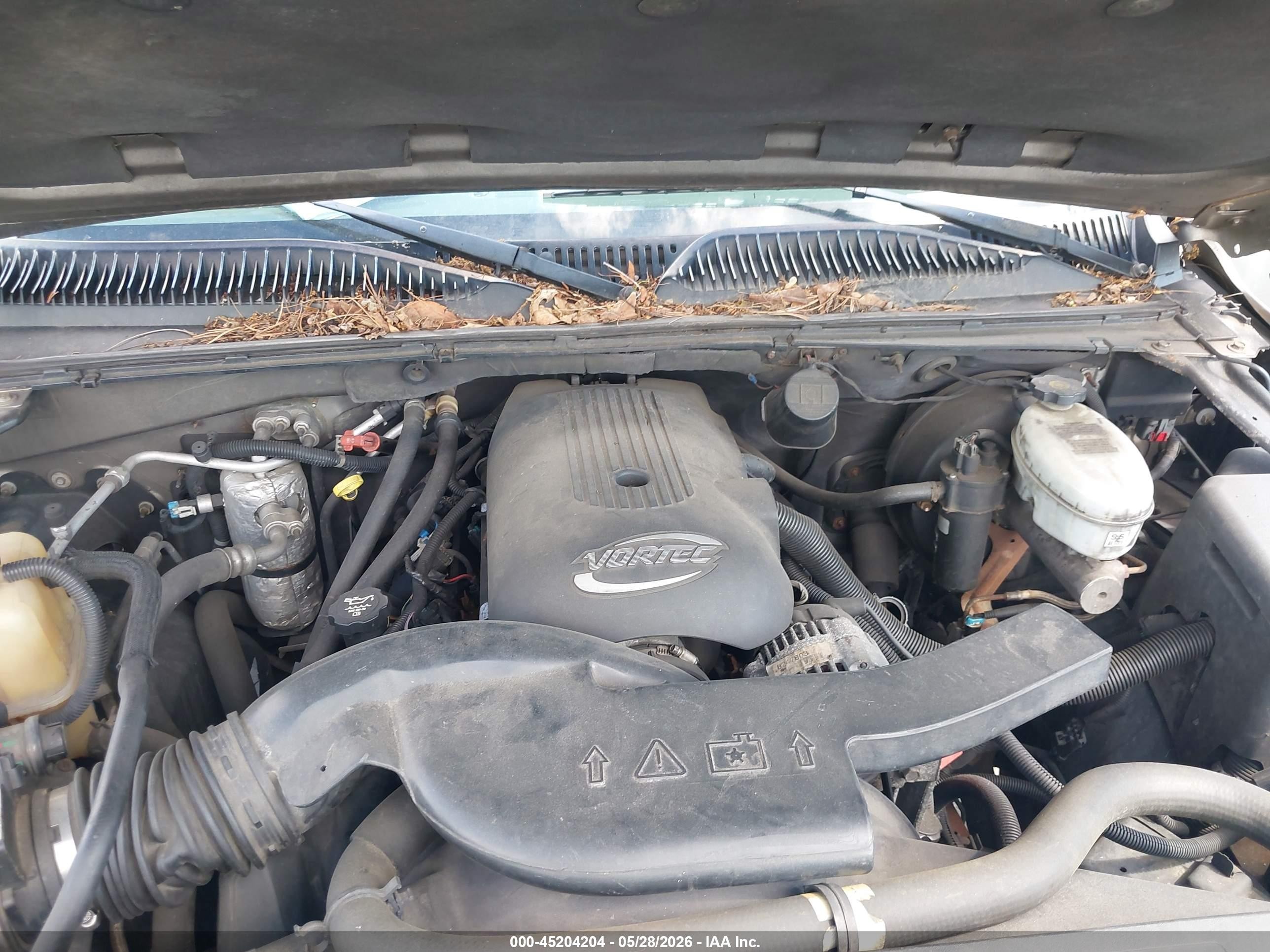 2003 Chevrolet Tahoe Z71 Silver vin: 1GNEK13Z43R273031