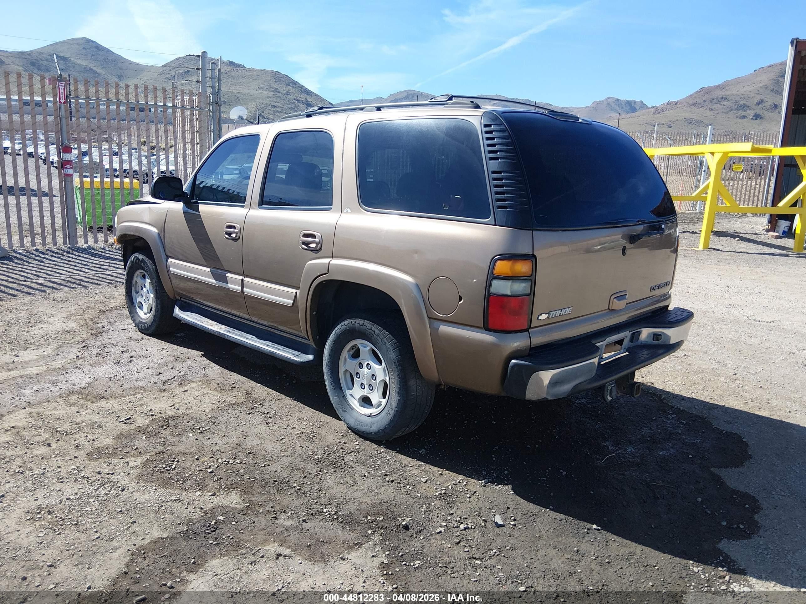 2004 Chevrolet Tahoe Lt Gold vin: 1GNEK13Z44J312975