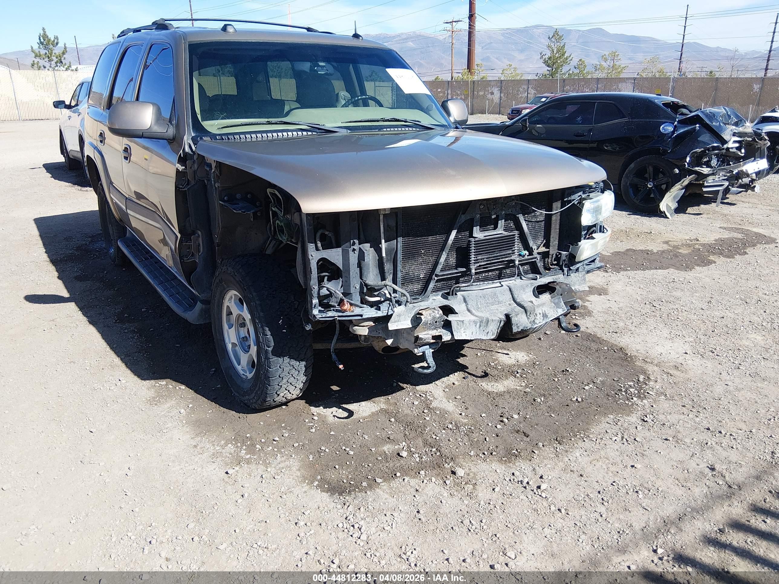 2004 Chevrolet Tahoe Lt Gold vin: 1GNEK13Z44J312975