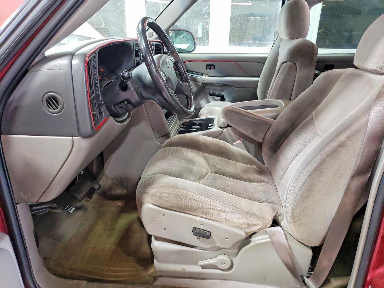 2004 Chevrolet Tahoe K1500 Burgundy vin: 1GNEK13Z44J317223