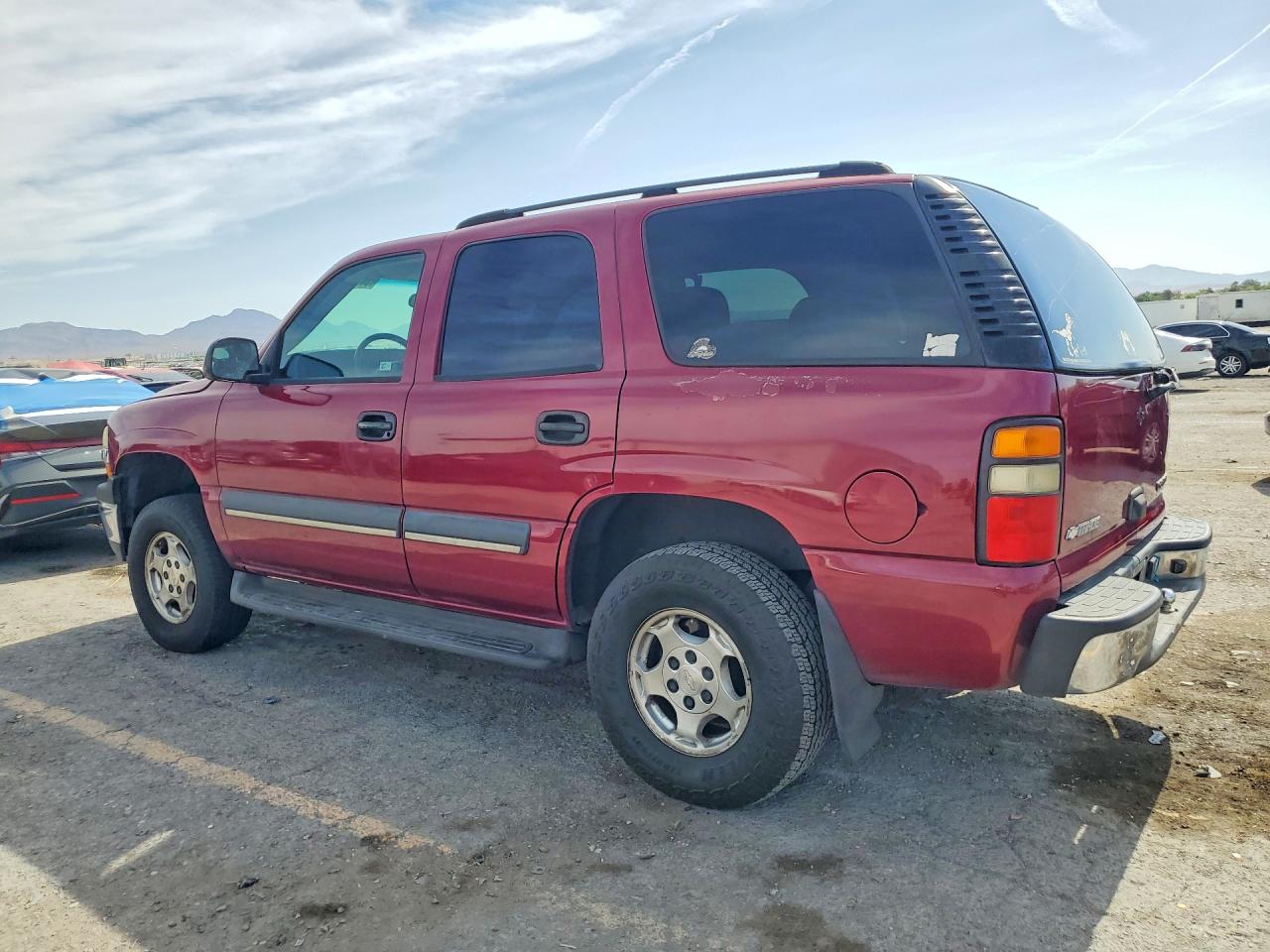 2004 Chevrolet Tahoe K1500 Бордовый vin: 1GNEK13Z44R105424