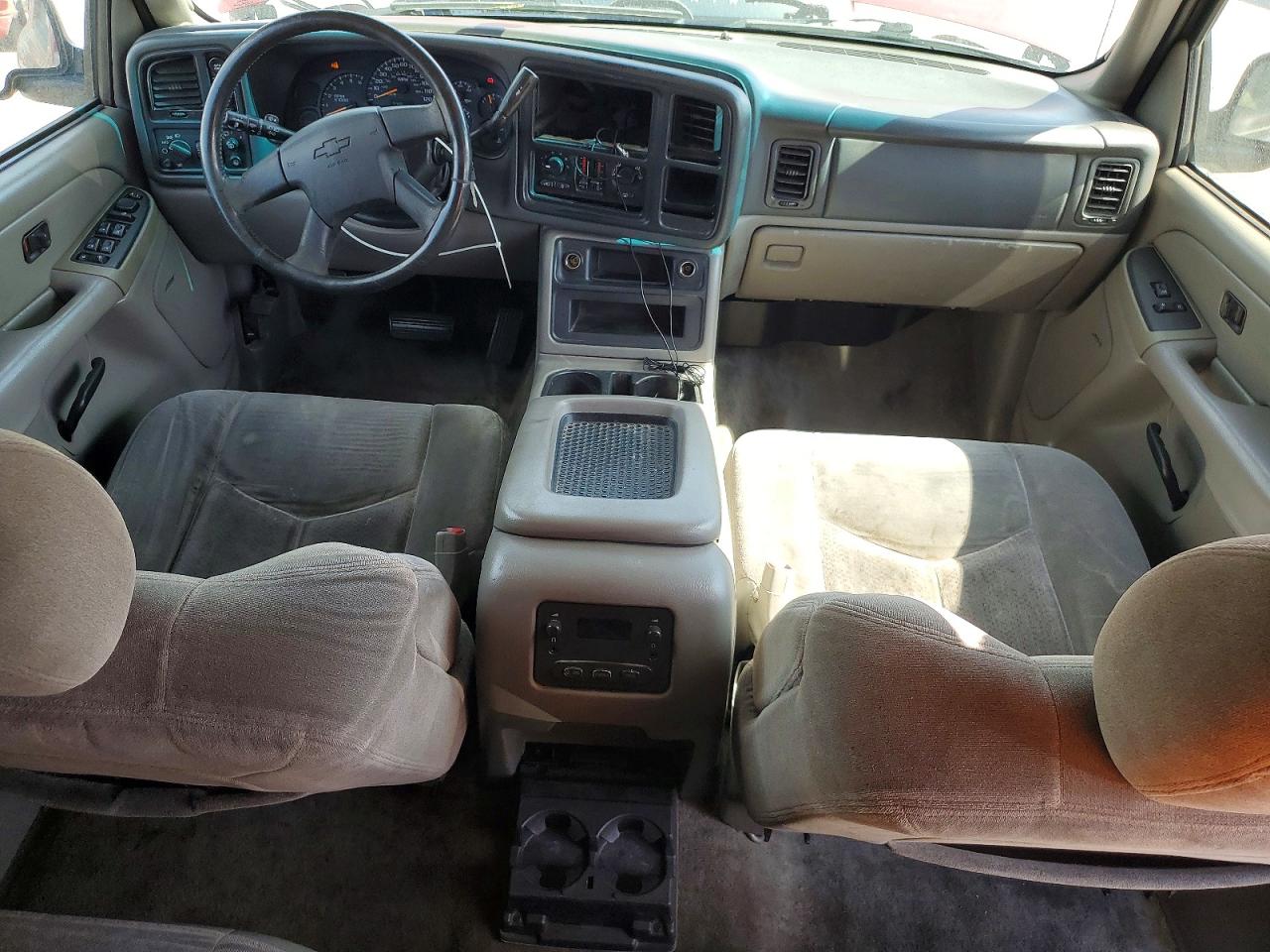 2004 Chevrolet Tahoe K1500 Бордовый vin: 1GNEK13Z44R105424