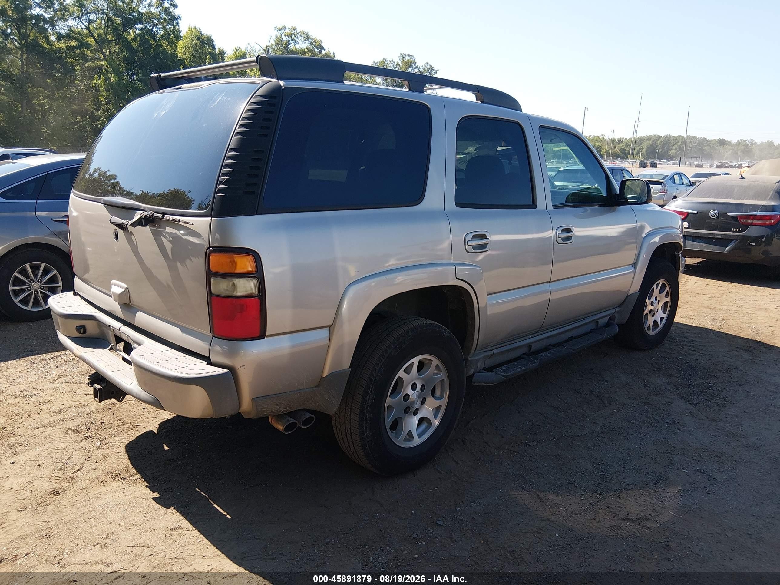 2004 Chevrolet Tahoe Z71 Gray vin: 1GNEK13Z44R157944