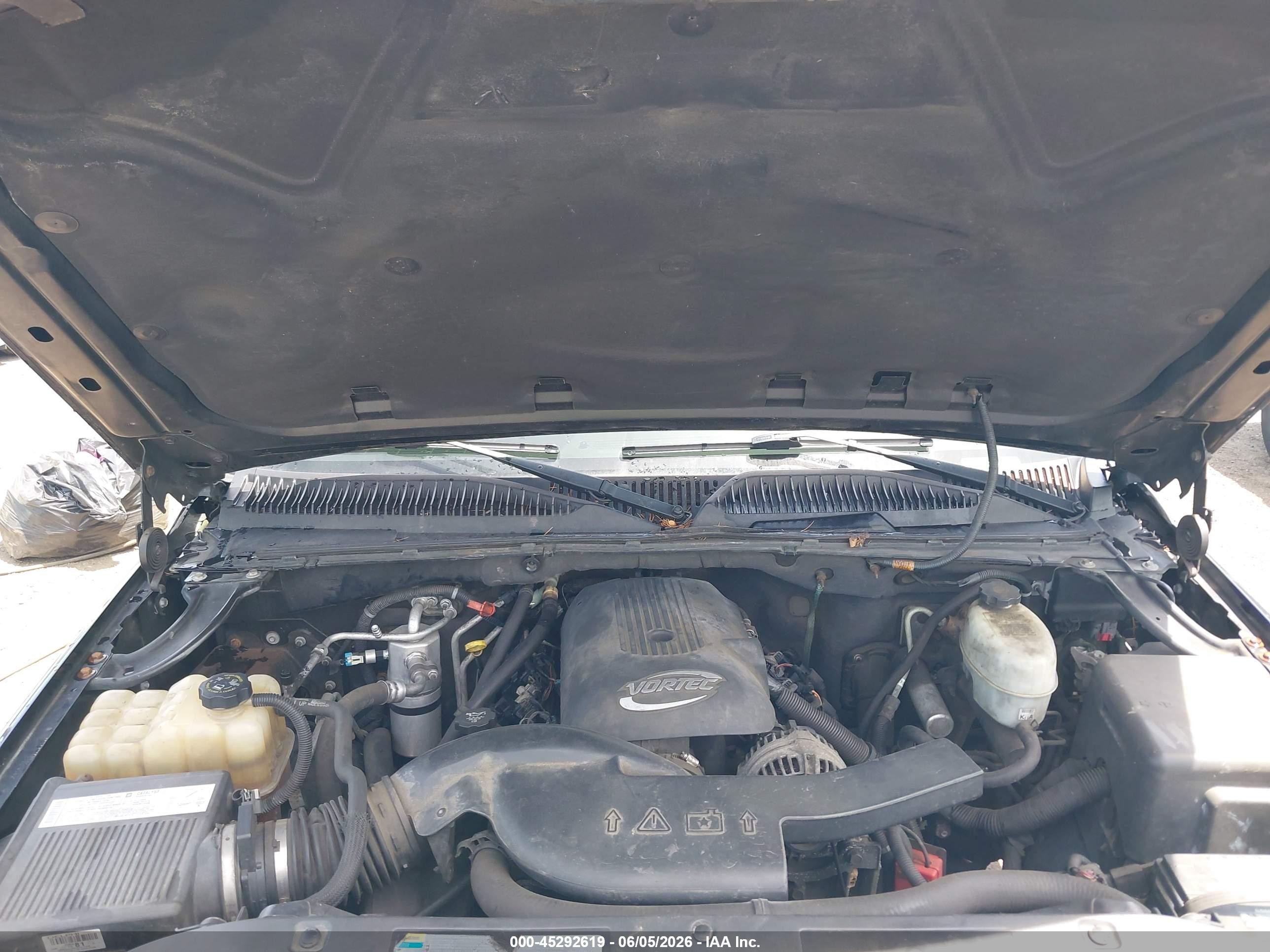 2005 Chevrolet Tahoe Ls Black vin: 1GNEK13Z45R225404