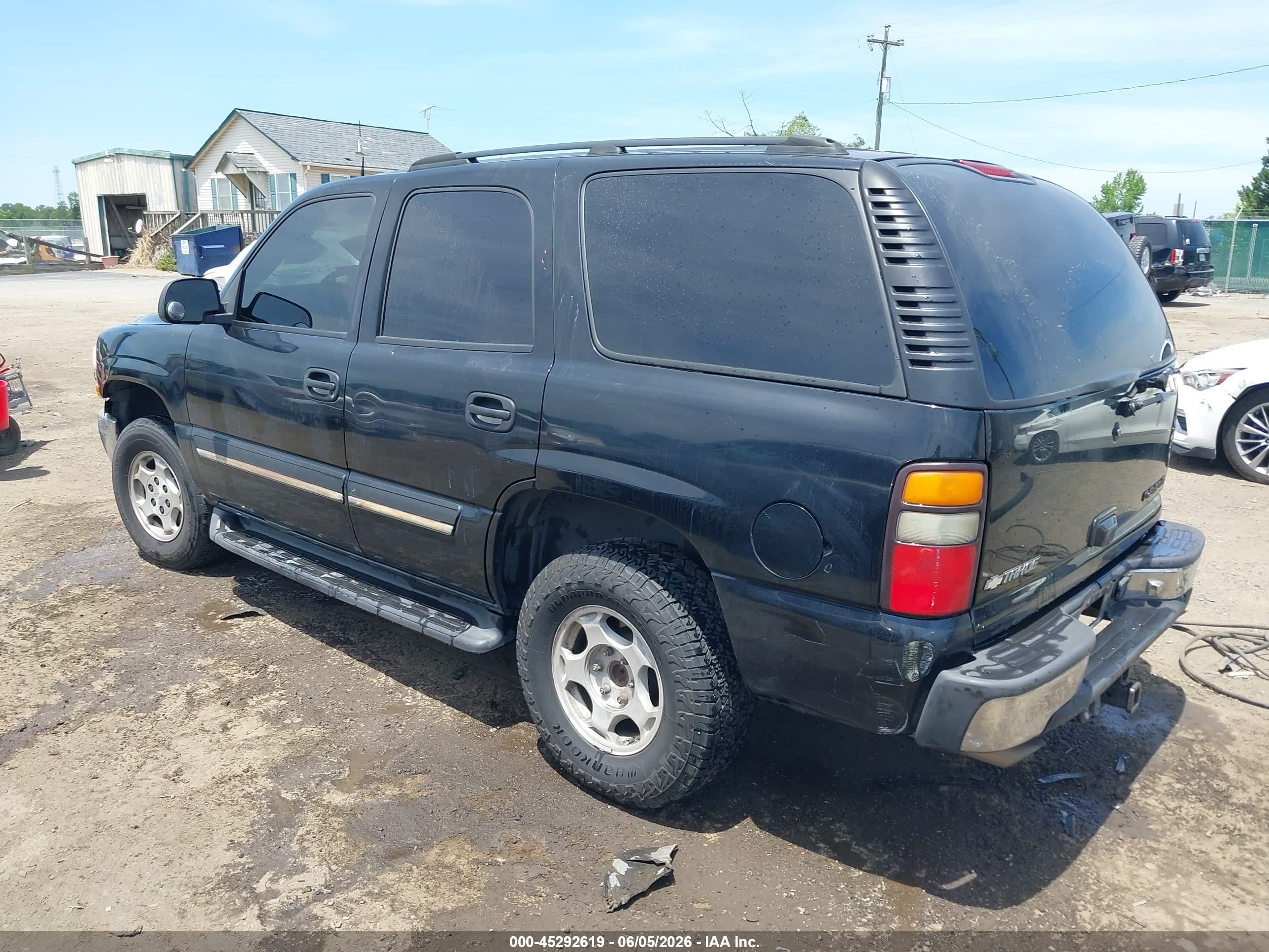 2005 Chevrolet Tahoe Ls Black vin: 1GNEK13Z45R225404