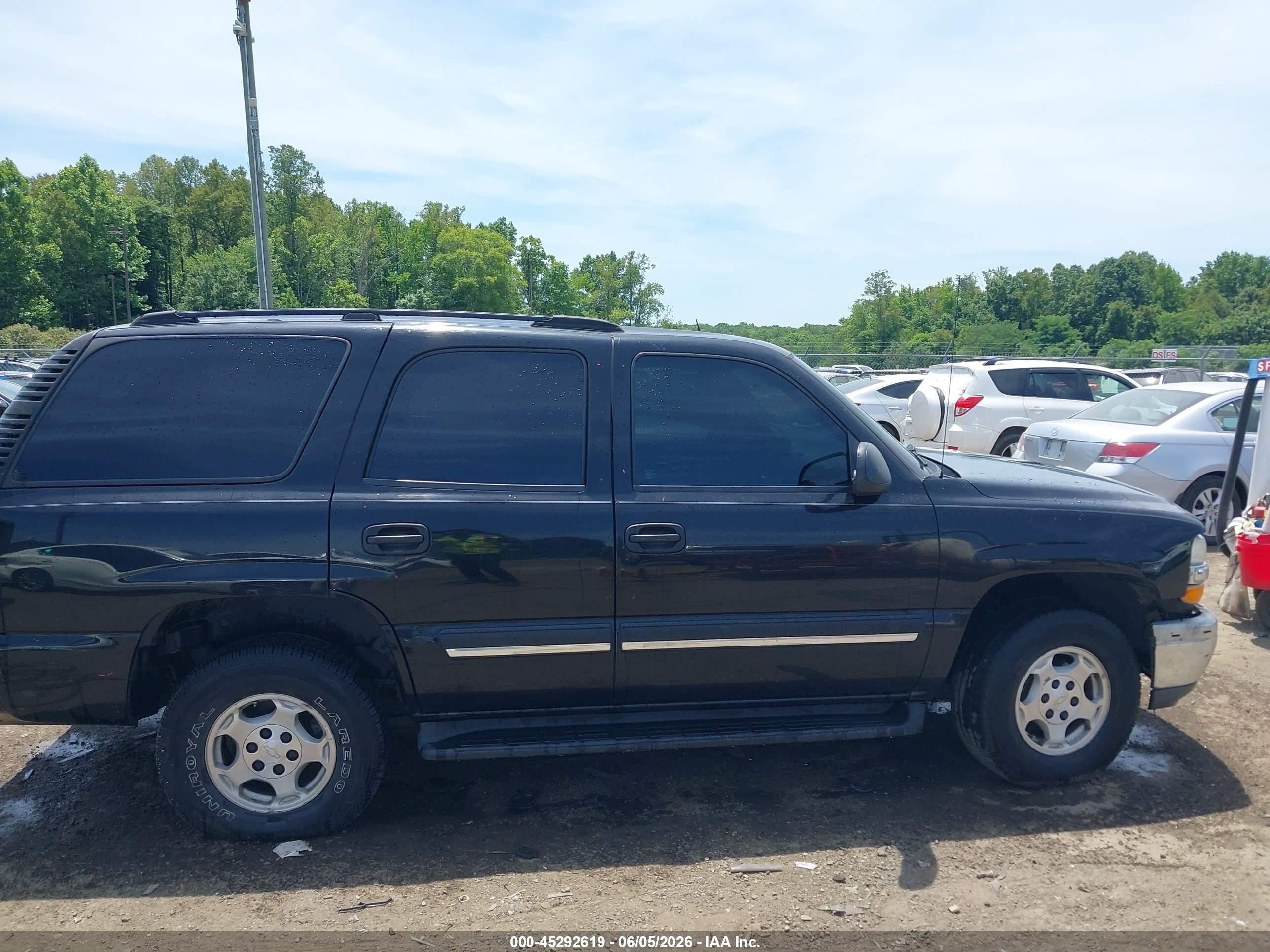 2005 Chevrolet Tahoe Ls Black vin: 1GNEK13Z45R225404