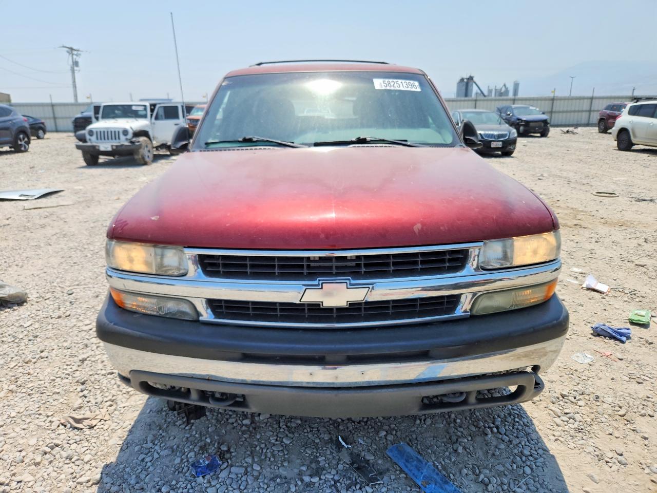 2002 Chevrolet Tahoe K1500 Burgundy vin: 1GNEK13Z52J333525