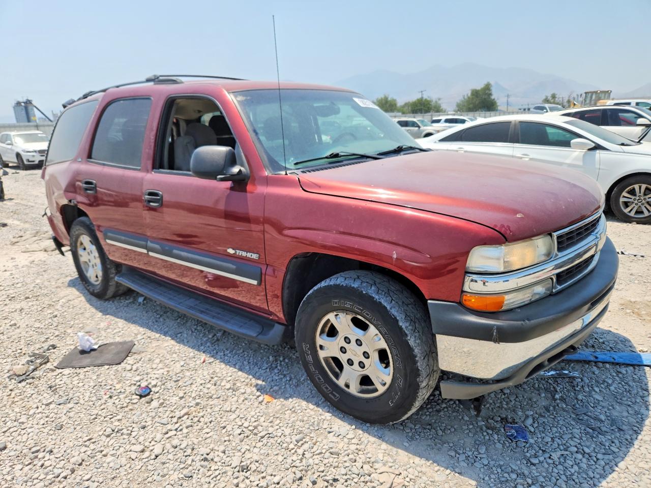 2002 Chevrolet Tahoe K1500 Burgundy vin: 1GNEK13Z52J333525