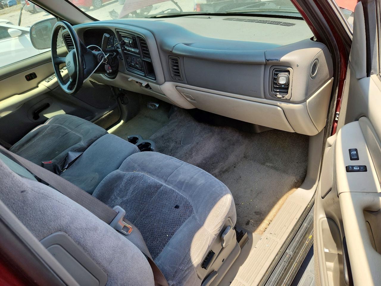 2002 Chevrolet Tahoe K1500 Burgundy vin: 1GNEK13Z52J333525