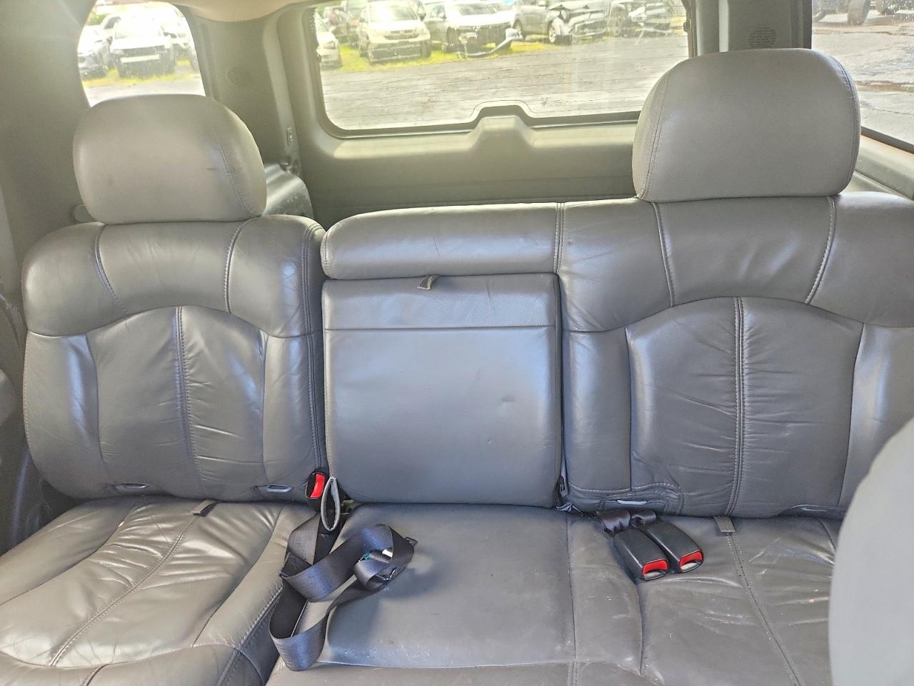 2002 Chevrolet Tahoe K1500 Черный vin: 1GNEK13Z52R235578