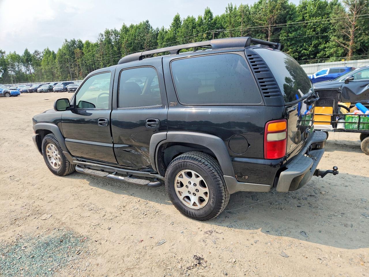 2002 Chevrolet Tahoe K1500 Black vin: 1GNEK13Z52R314006