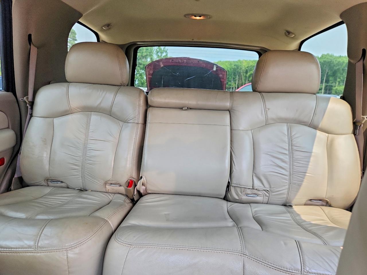 2002 Chevrolet Tahoe K1500 Black vin: 1GNEK13Z52R314006